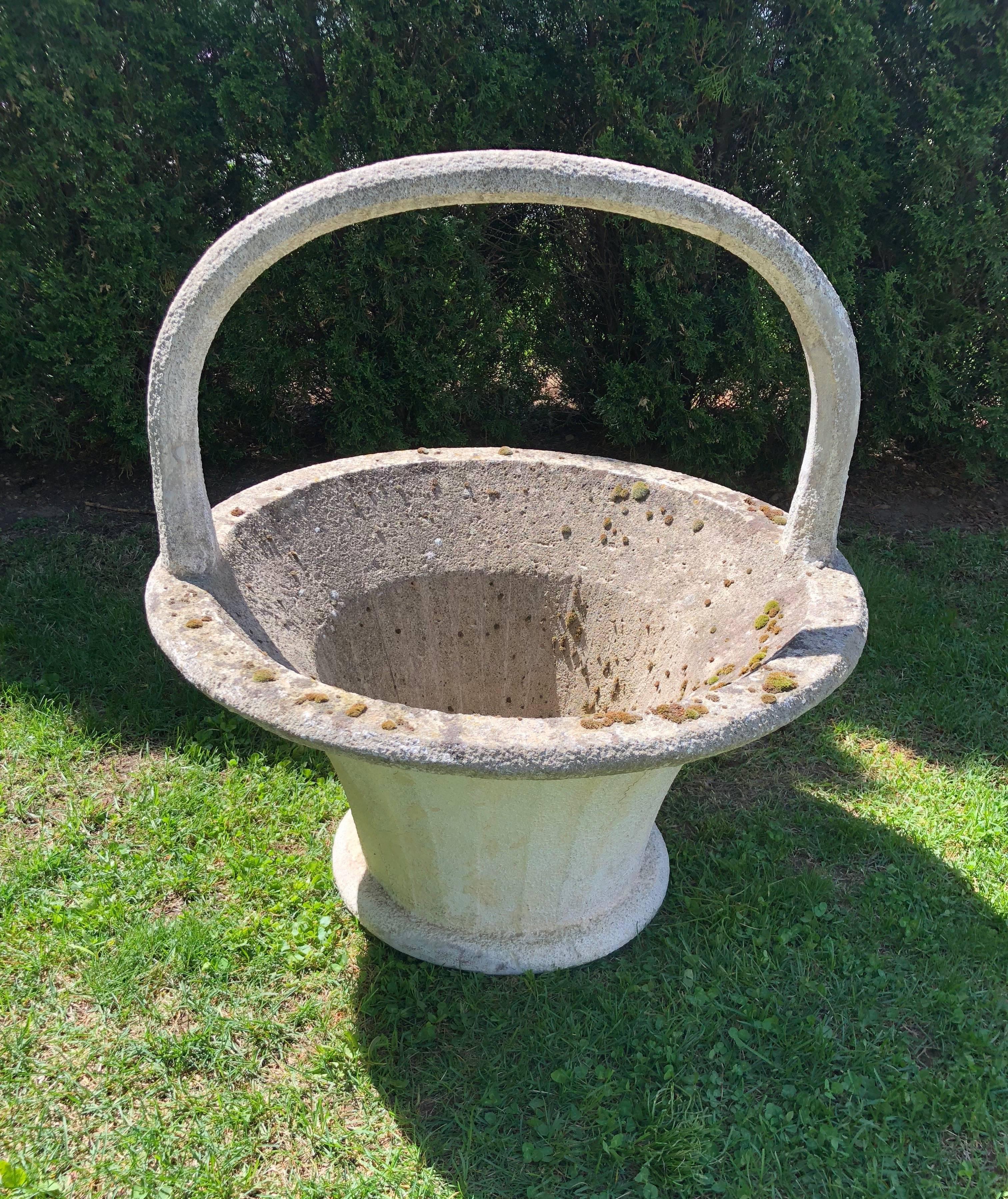 This garden basket is just amazing! Its huge size will accommodate a profuse planting and its beautifully weathered surface in old white paint with moss inside is stunning. Place in the center of an herb or perennial garden with a profuse