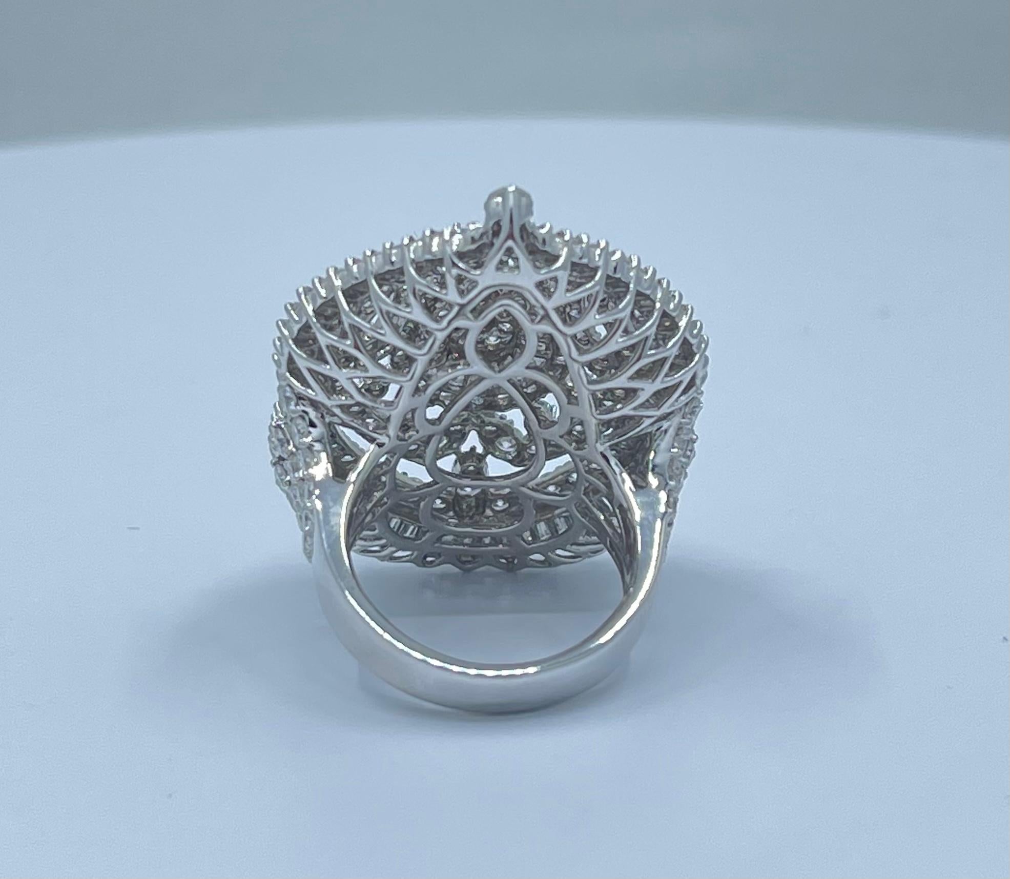Huge,  Ravishing, 15 Carat Diamond Pear Shaped 18 Karat White Gold Cocktail Ring In Excellent Condition In Tustin, CA