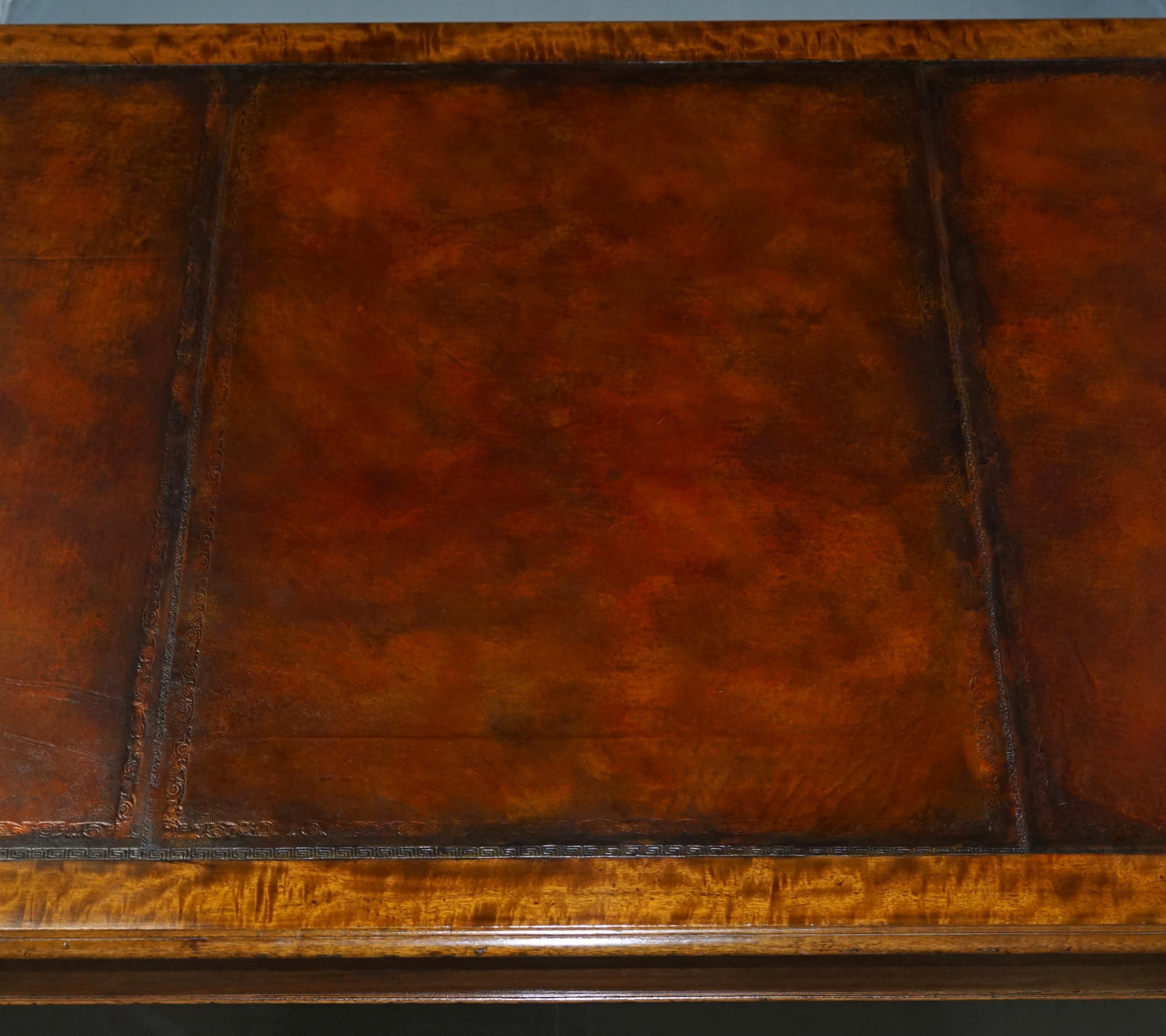 Huge Restored Victorian Refectory Library Dining Table Brown Leather Top Gillows (19. Jahrhundert)