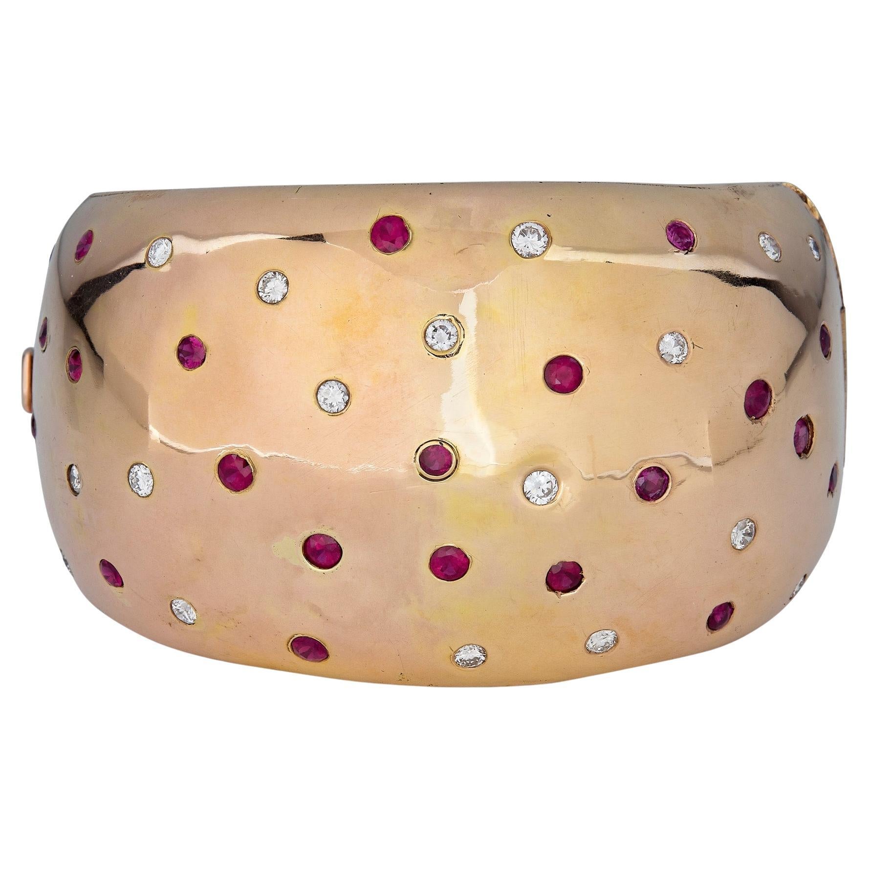 Enorme Brazalete Retro de Oro con Diamantes y Rubíes en venta