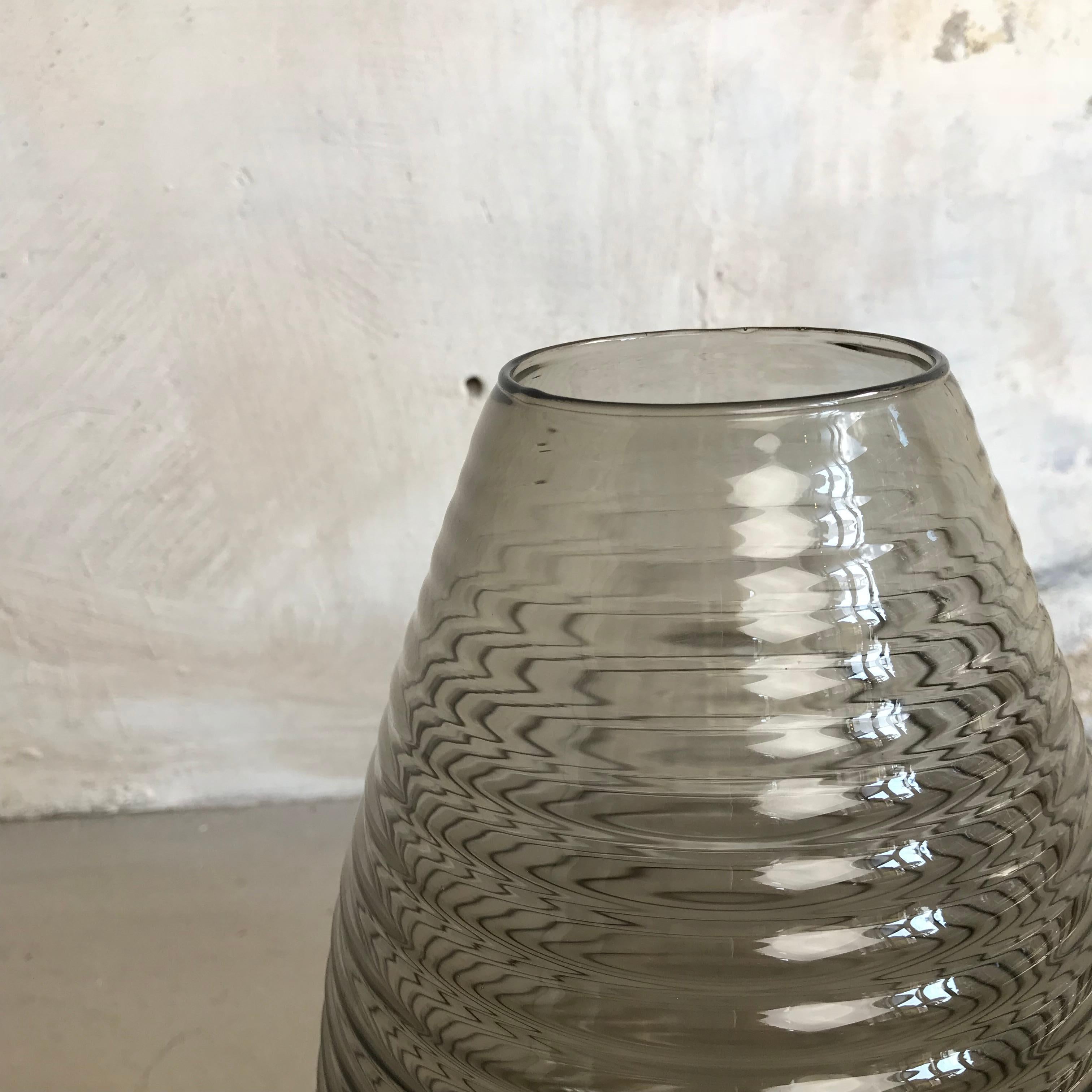 Huge Ribbed Teardrop Vase by A.D. Copier for Leerdam Glassworks, 1950s In Excellent Condition In Enschede, NL