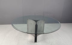 Huge round Pedestal Dining Table in Steel and Glass, 1970s