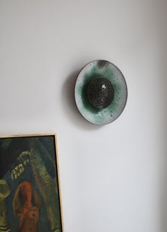 Große dänische Moderne, Wandleuchte aus grünem, weißem und schwarzem Steingut, 1960er Jahre