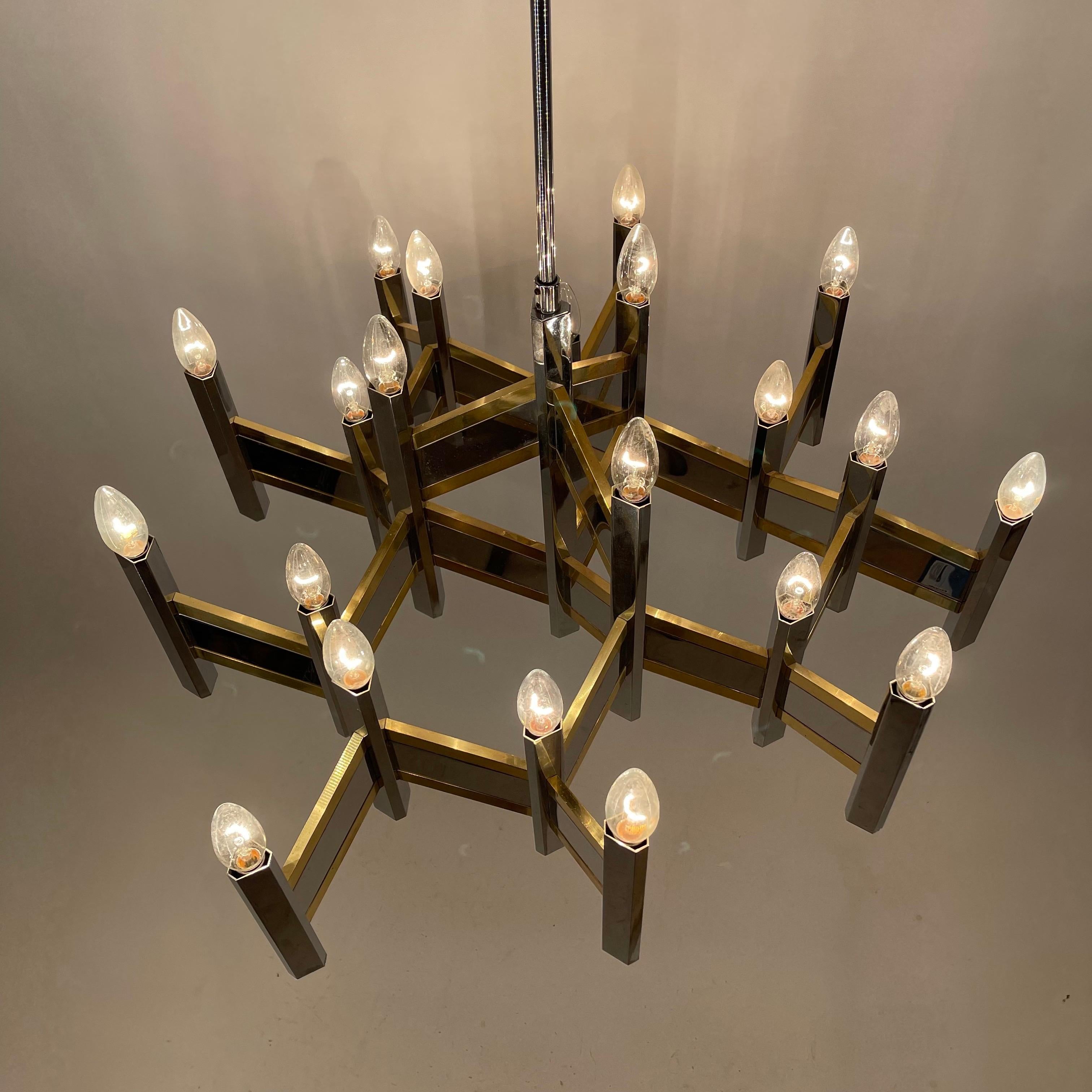 Huge Sciolari Chevron Brass & Chrome Model 'Concorde' Chandelier, Italy, 1970s For Sale 6