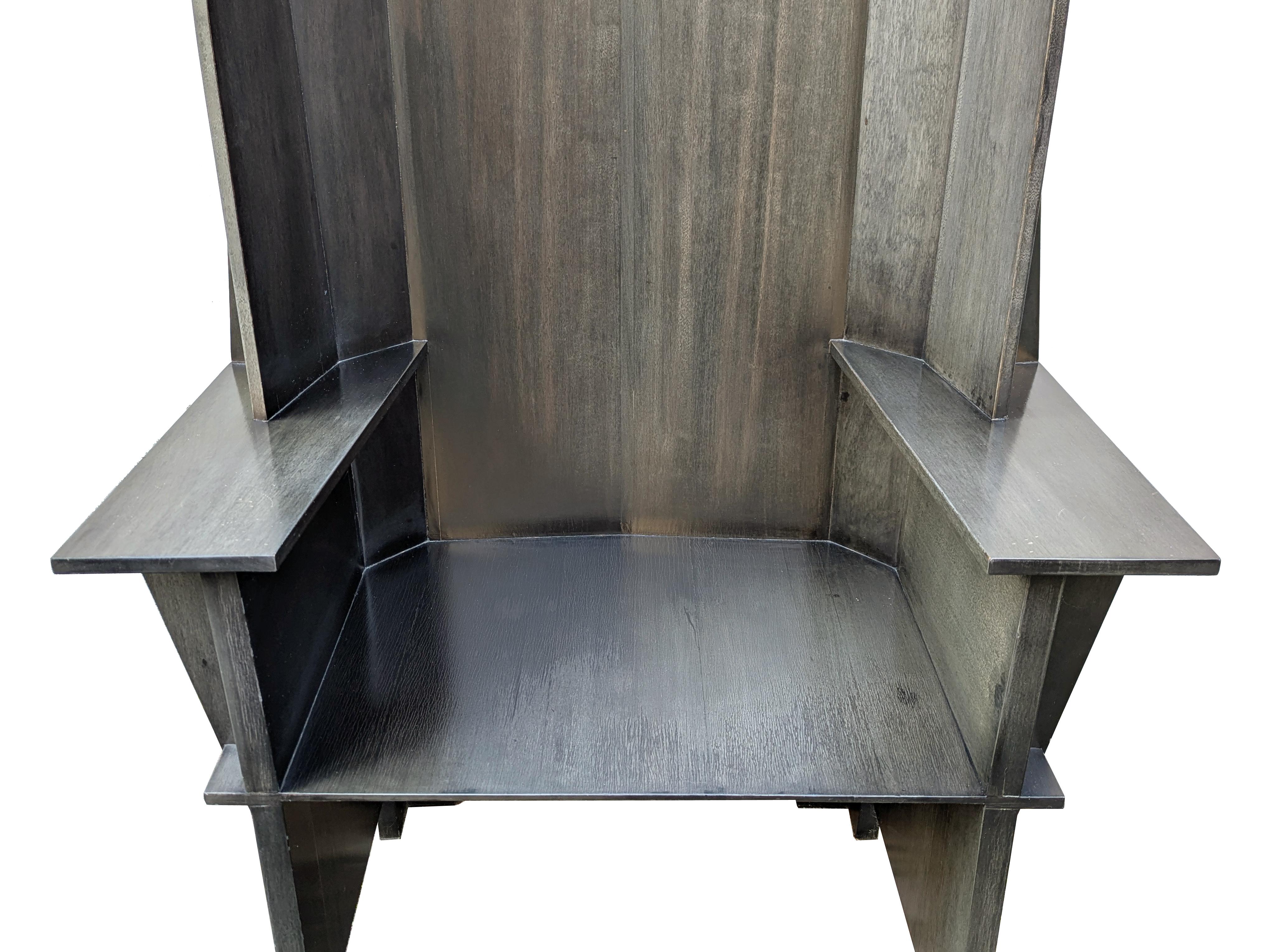 Enorme y escultural trono/sillón Matrix de madera gris de Adriano and Paolo Suman para Italiano en venta