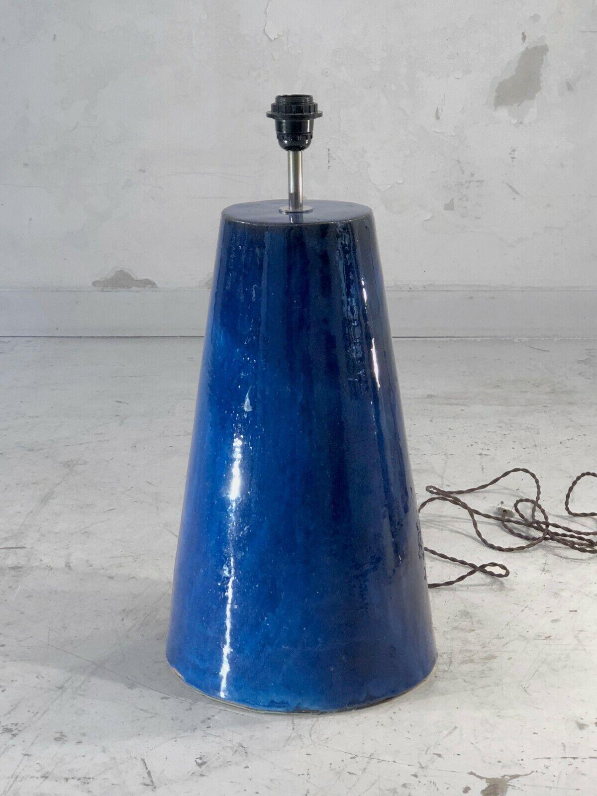 HUGE Sculptural MEMPHIS Style GEOMETRIC Ceramic FLOOR or TABLE LAMP France 1980 In Good Condition For Sale In PARIS, FR