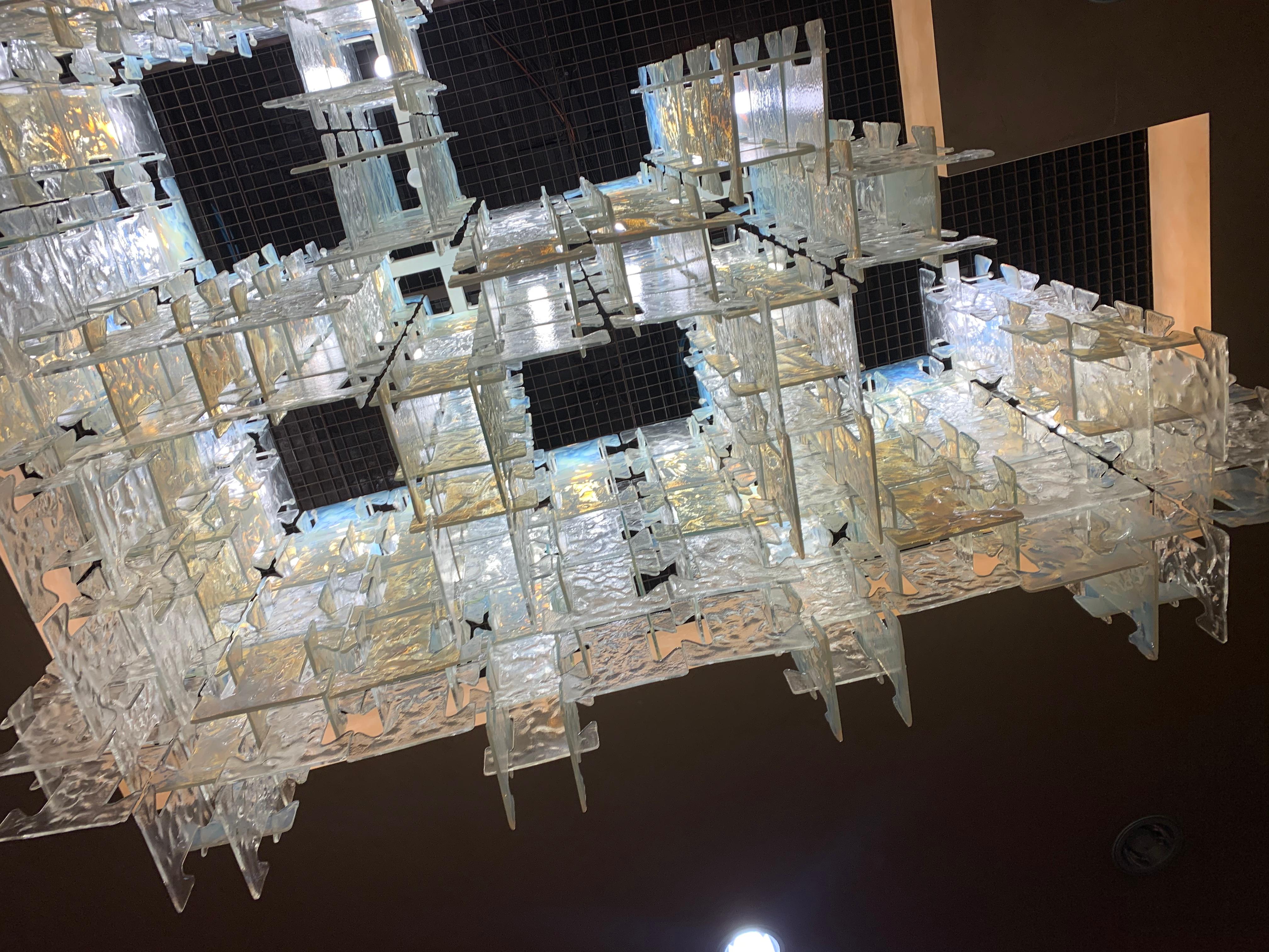 Enorme lampadario componibile in vetro di Murano 