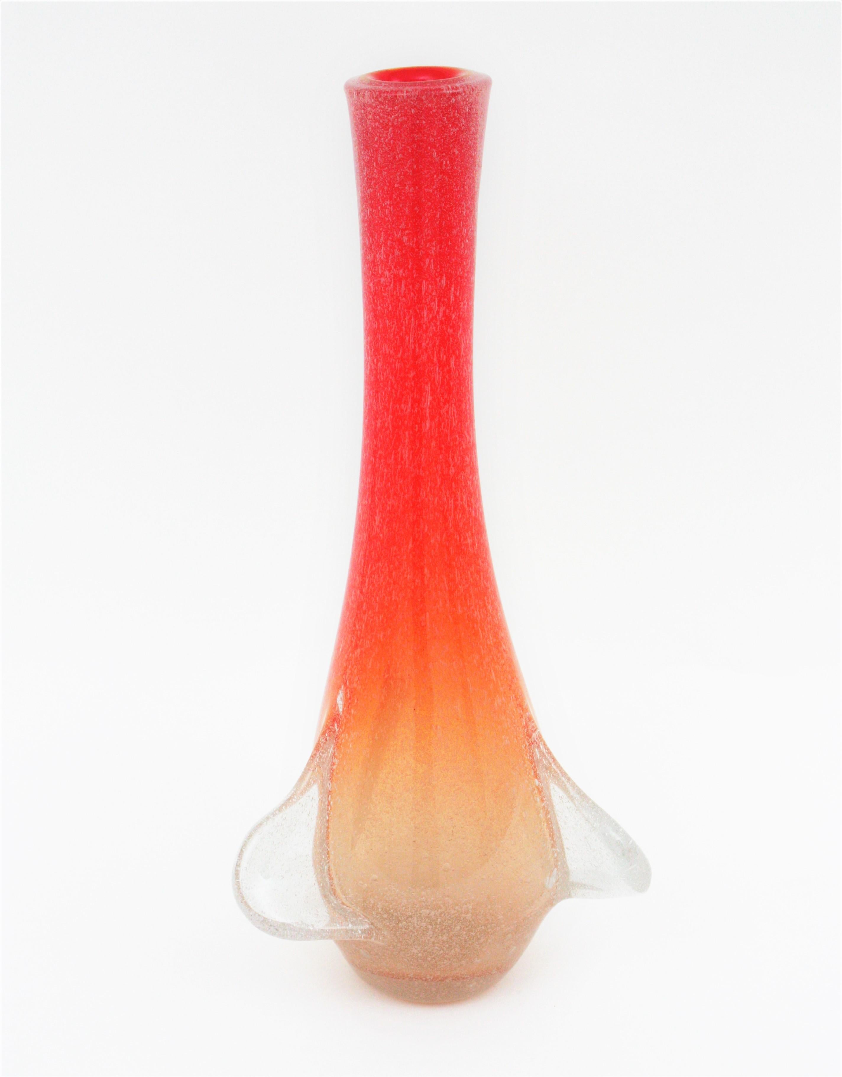 Grand vase en verre d'art Seguso de Murano orange et blanc Pulegoso en vente 5