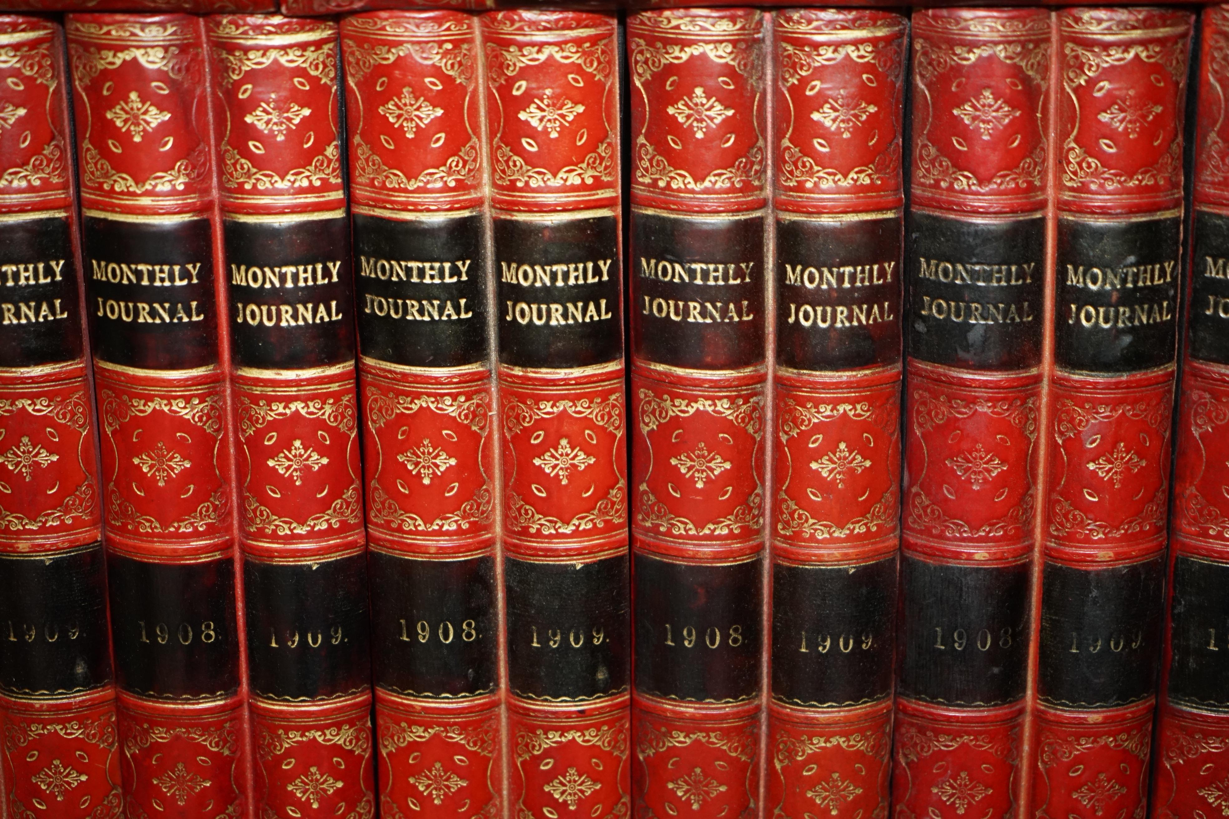 ENORME SELEZIONE DI 37 SCATOLE PORTAFOGLI IN PELLE A4 D'EPOCA CON FRONTI DI LIBRO IN FAUX in vendita 5