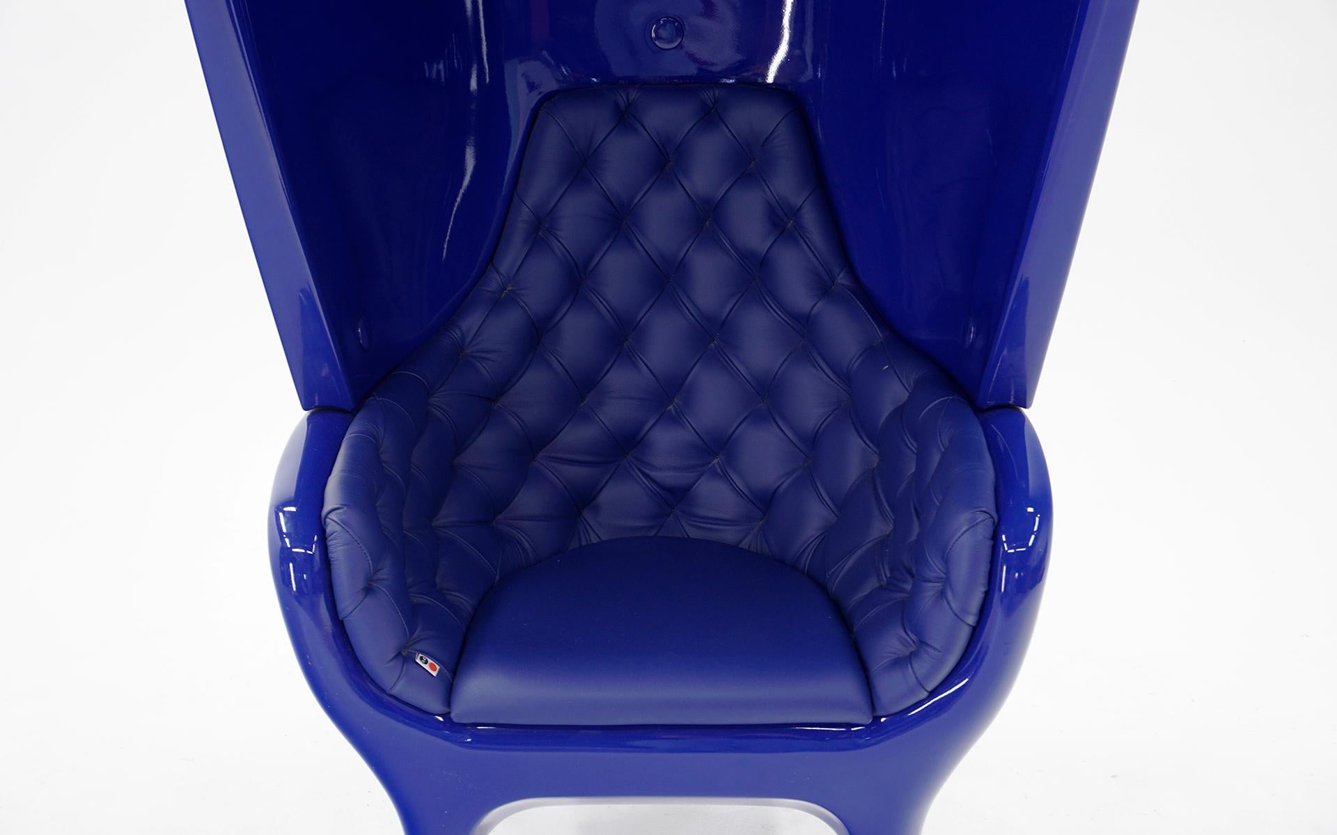 Contemporary Huge Showtime Armchair by Jaime Hayon, Spain, 2006, Blue Fiberglass and Leather