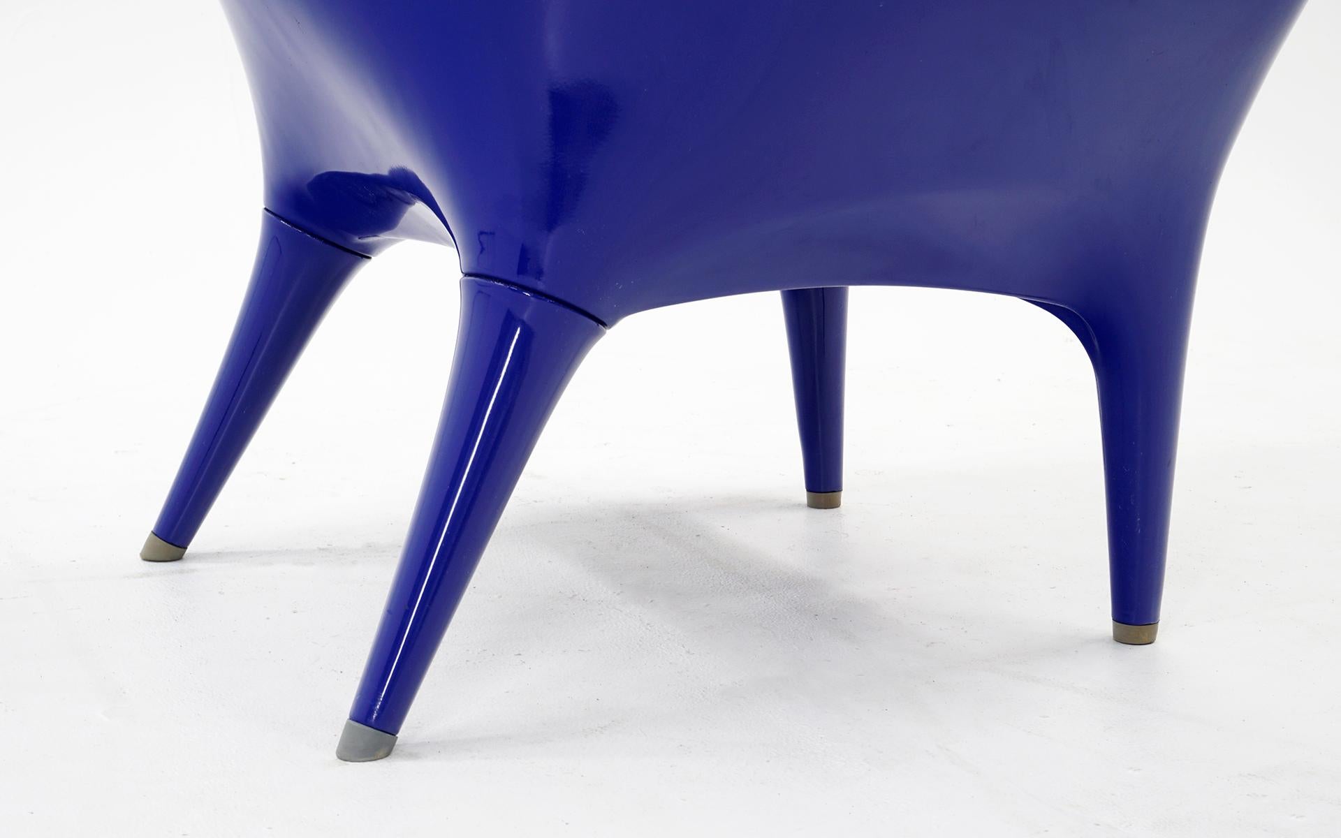 Huge Showtime Armchair by Jaime Hayon, Spain, 2006, Blue Fiberglass and Leather 2