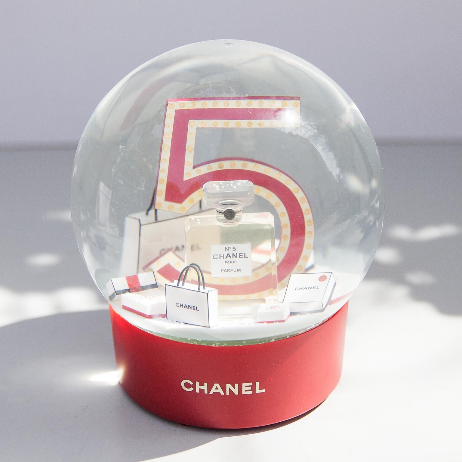 chanel no 5 snow globe