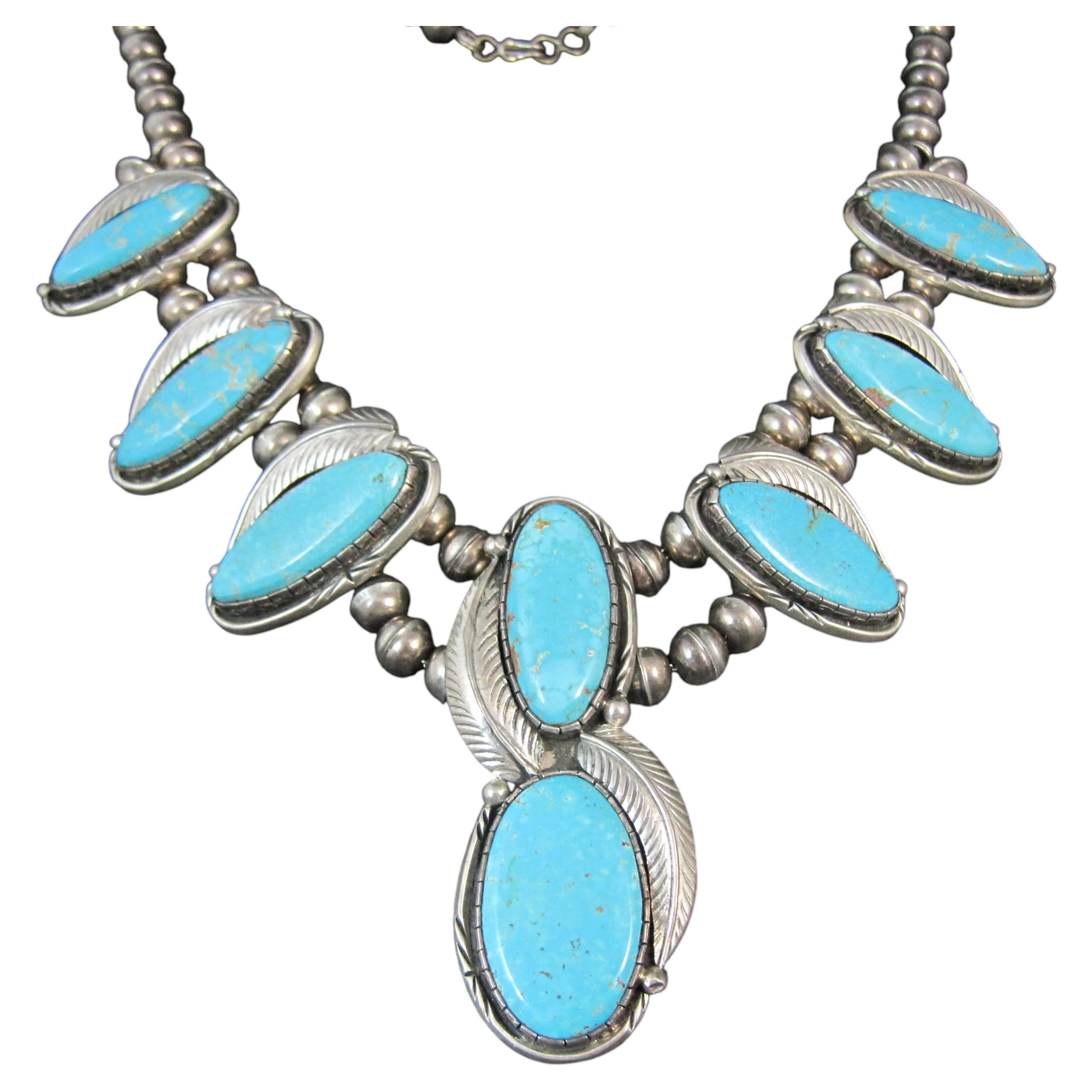 Collar grande y poco común de turquesa navajo de plata de ley del suroeste, de Fred Guerro
