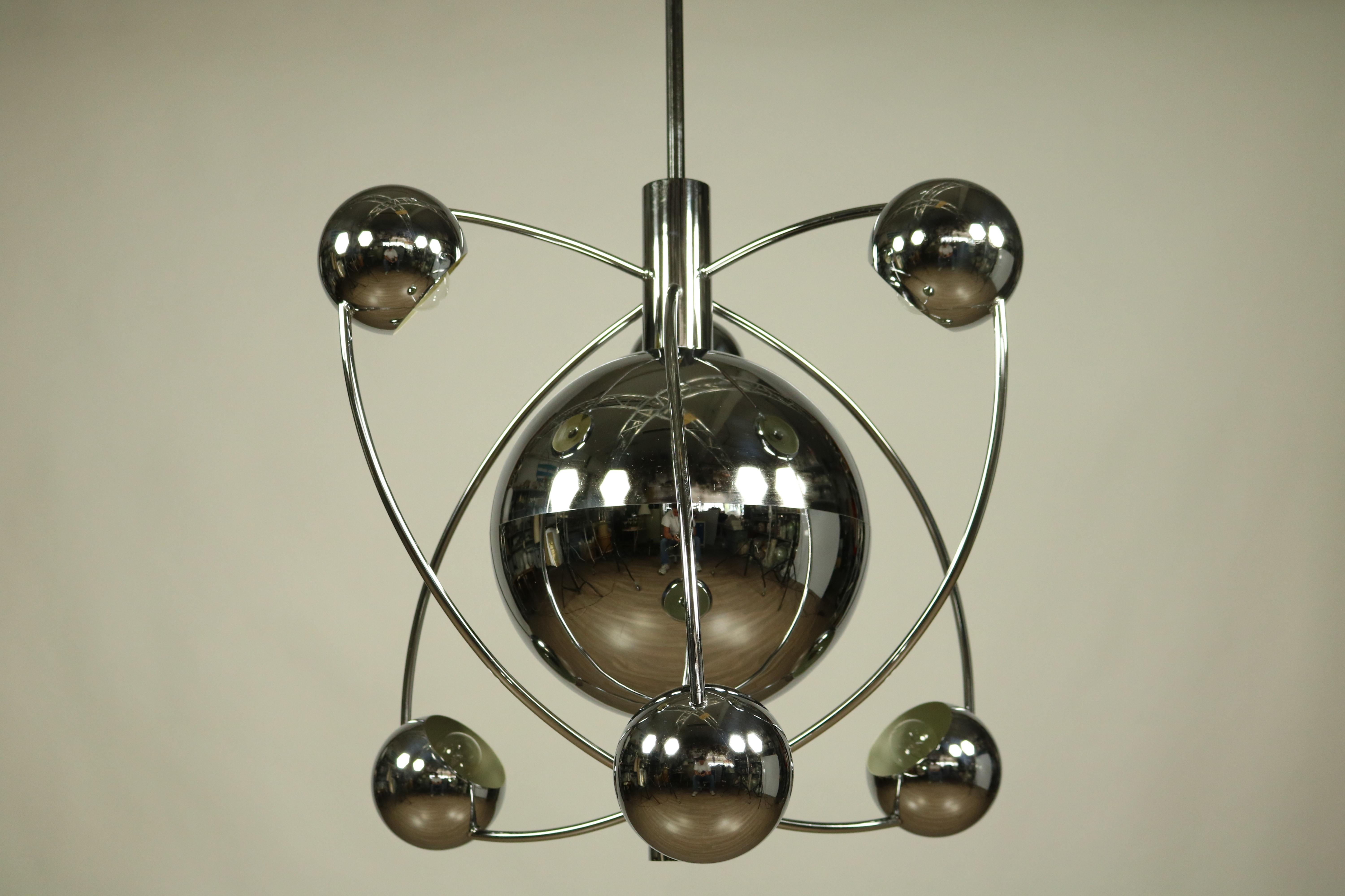 Late 20th Century Huge Spectacular Atomic Pendant Light Space Age Sputnik Lamp Chrome Satellite For Sale