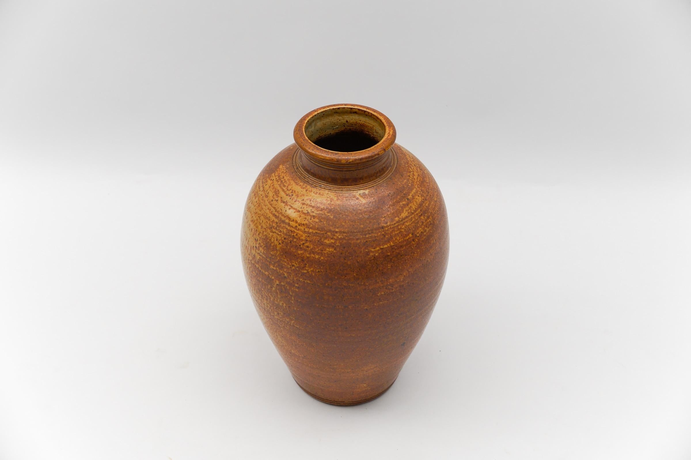 Énorme vase de sol en céramique Studio de Wilhelm & Ellis Kuch, années 1960, Allemagne Bon état - En vente à Nürnberg, Bayern
