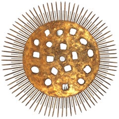 Énorme luminaire encastré perforé Sunburst en fer doré ( 36 po )