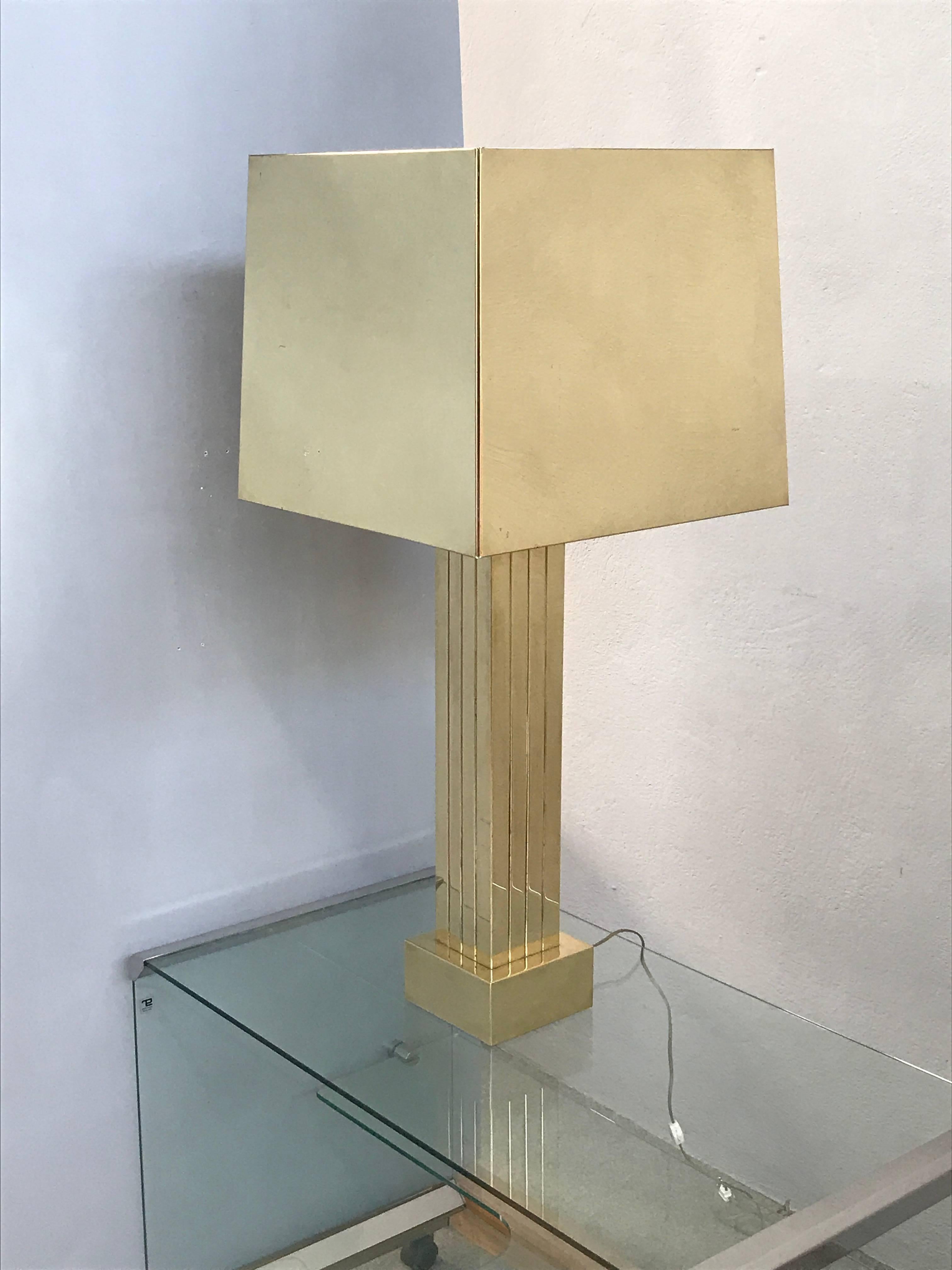 Elegant and tall table lamp attributed to Curtis Jere.