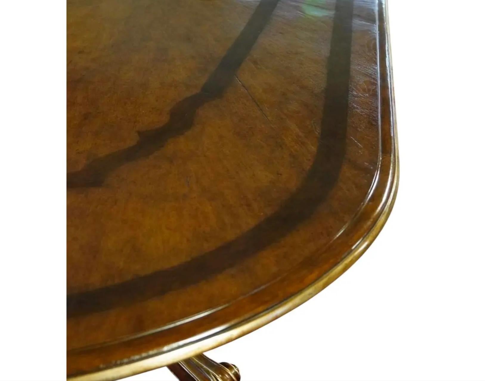 Rustico Enormi Therien Studio Workshops per la sala da pranzo Dessin Fournir a doppio piedistallo a volute in vendita