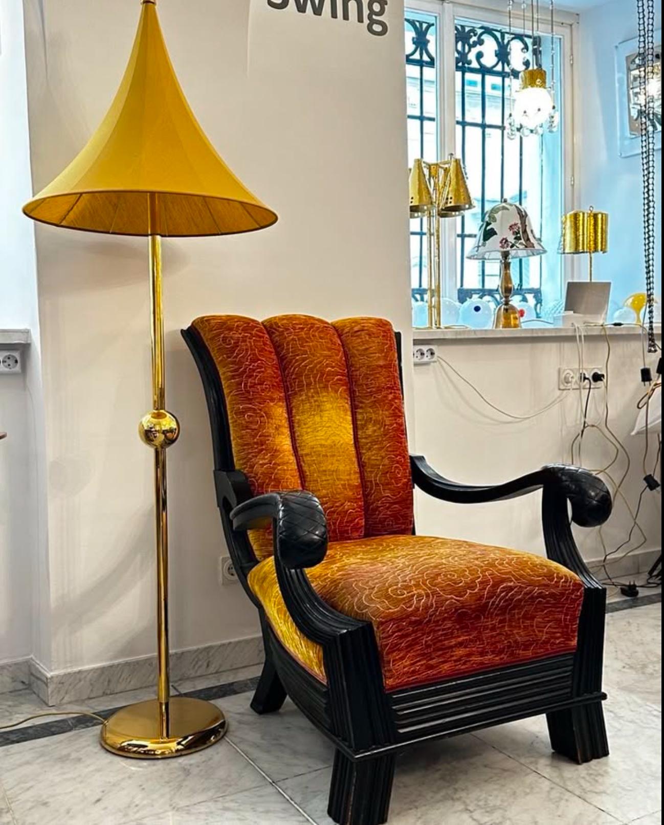 Austrian Huge Throne, Otto Prutscher Attributed Chair, Beechwood and Floral Upholstery For Sale