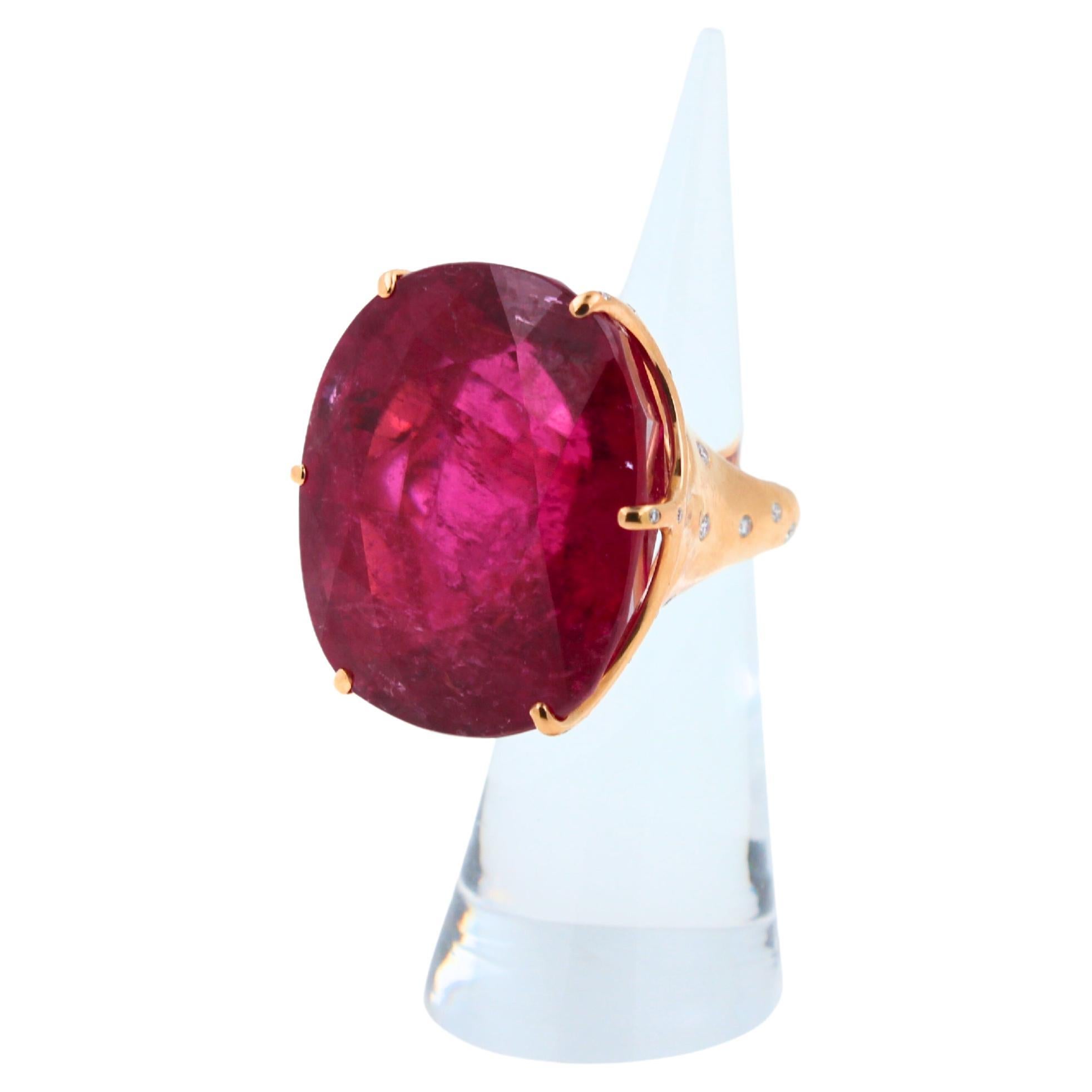 Huge Unique 110 Carats Red Pink Maroon Rubellite 18k Rose Gold Diamond Ring For Sale 4