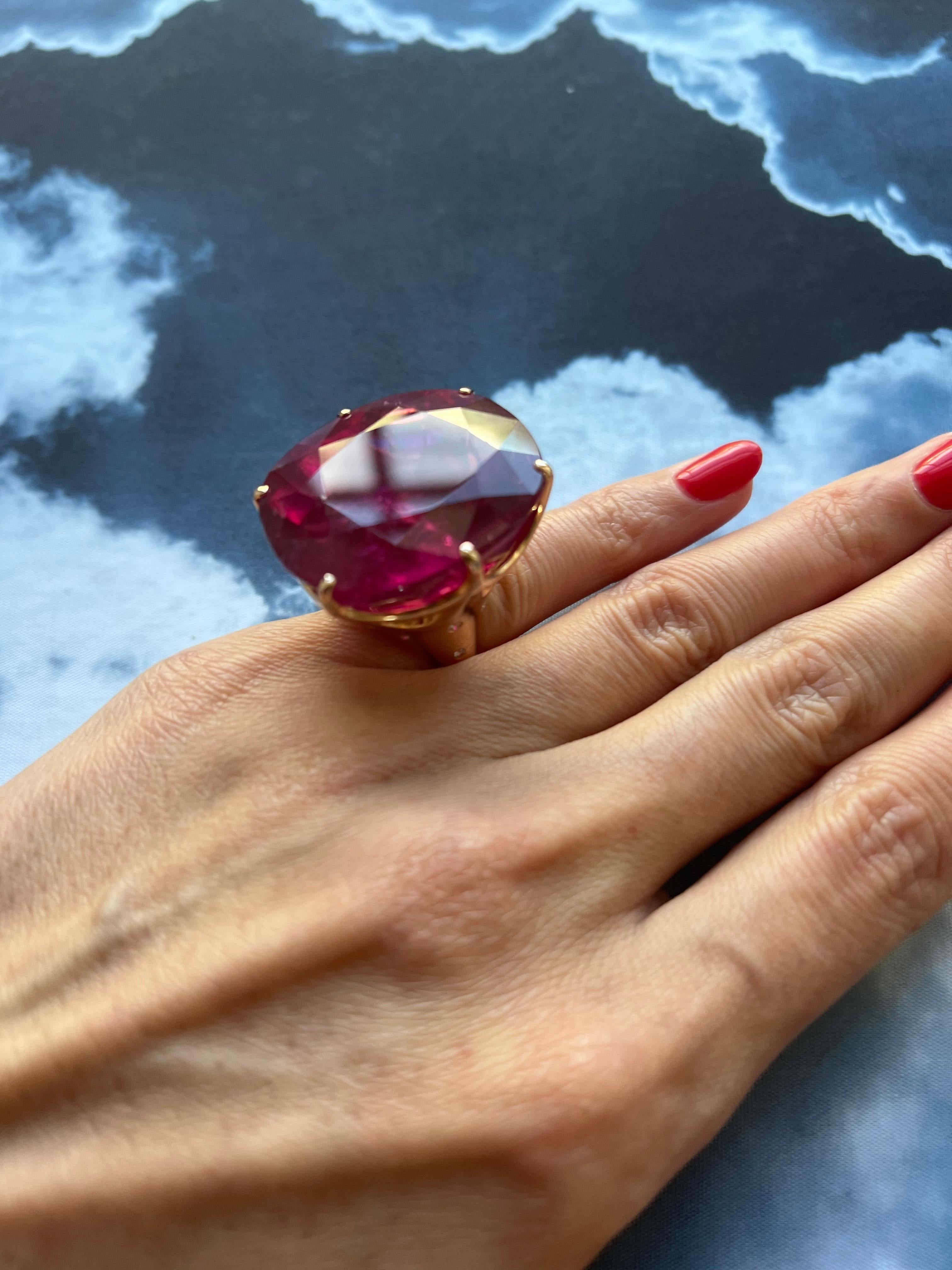 Huge Unique 110 Carats Red Pink Maroon Rubellite 18k Rose Gold Diamond Ring For Sale 9