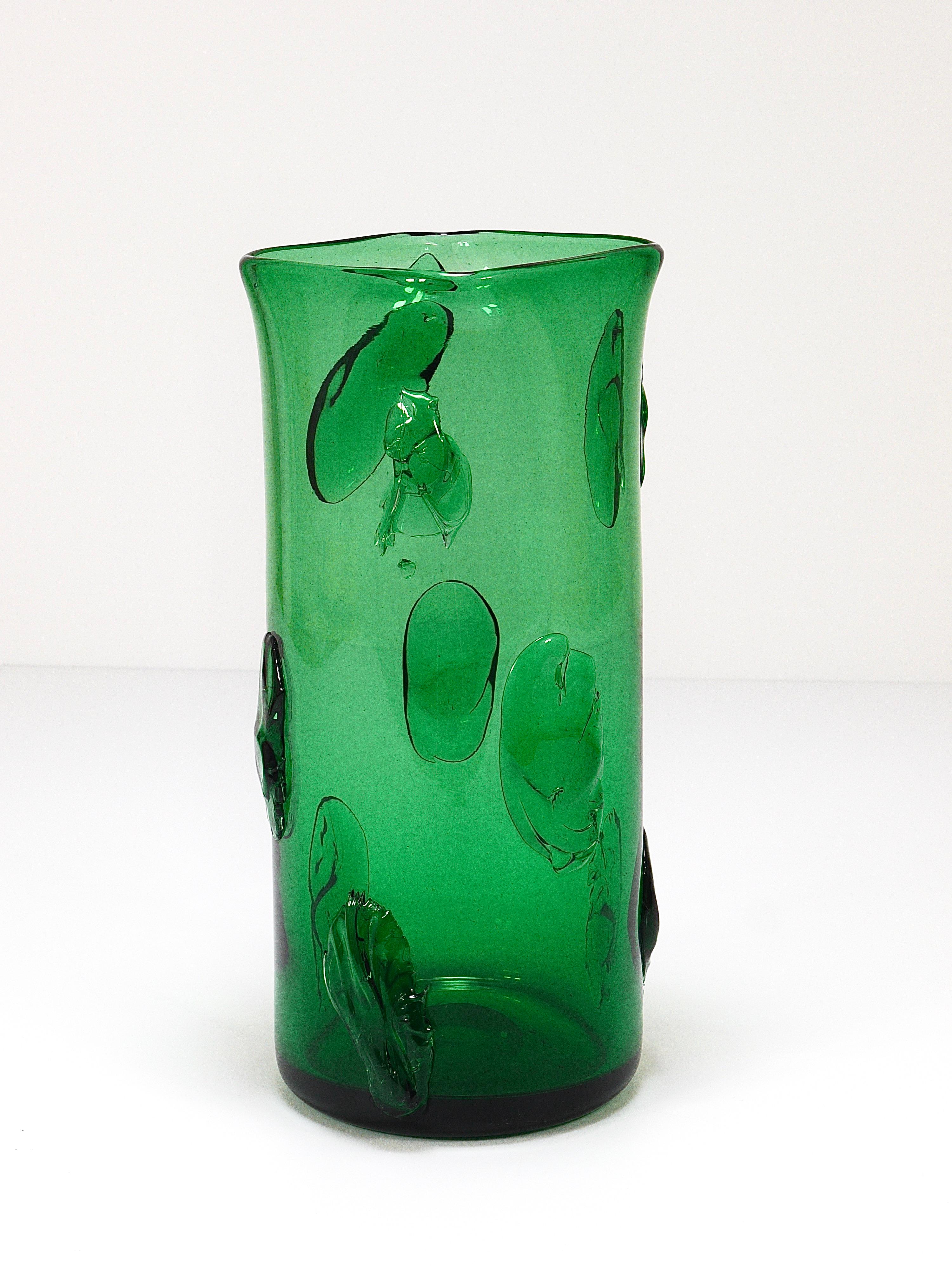 Huge Vetro Verde di Empoli Green Glass Vase, Italy, 1960s For Sale 9