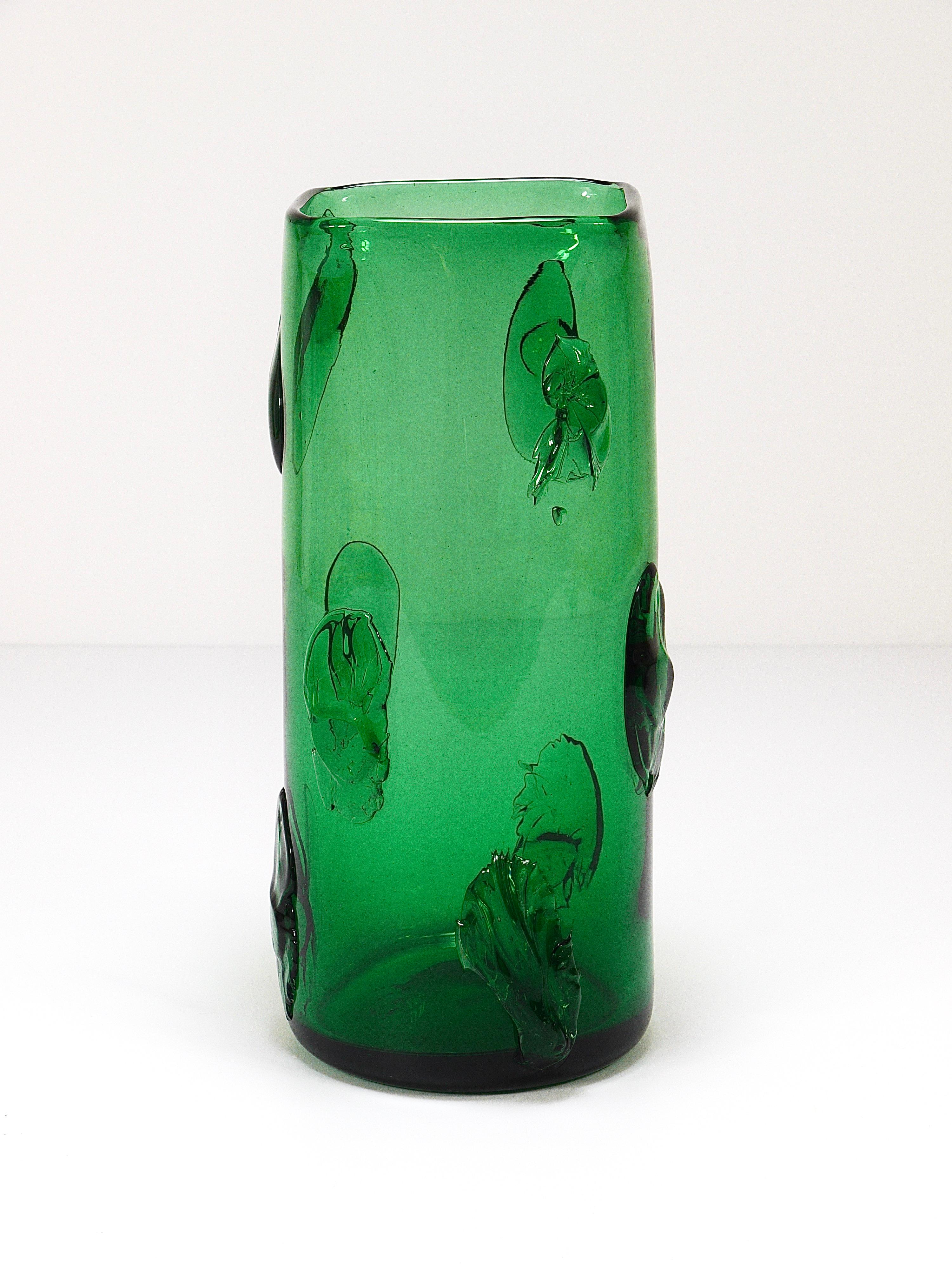 Huge Vetro Verde di Empoli Green Glass Vase, Italy, 1960s For Sale 10