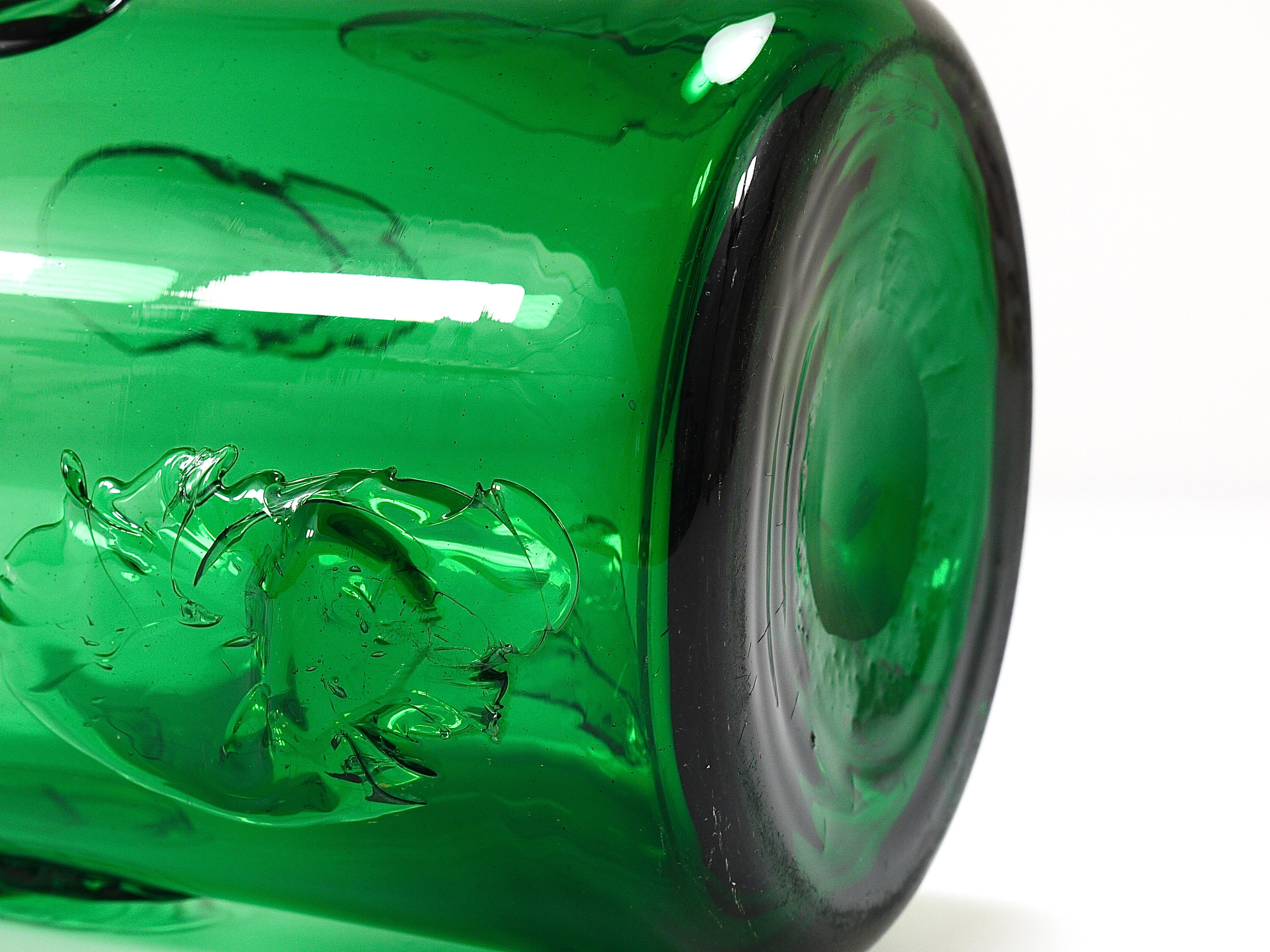 Enorme jarrón de cristal verde Vetro Verde di Empoli, Italia, años 60 en venta 13