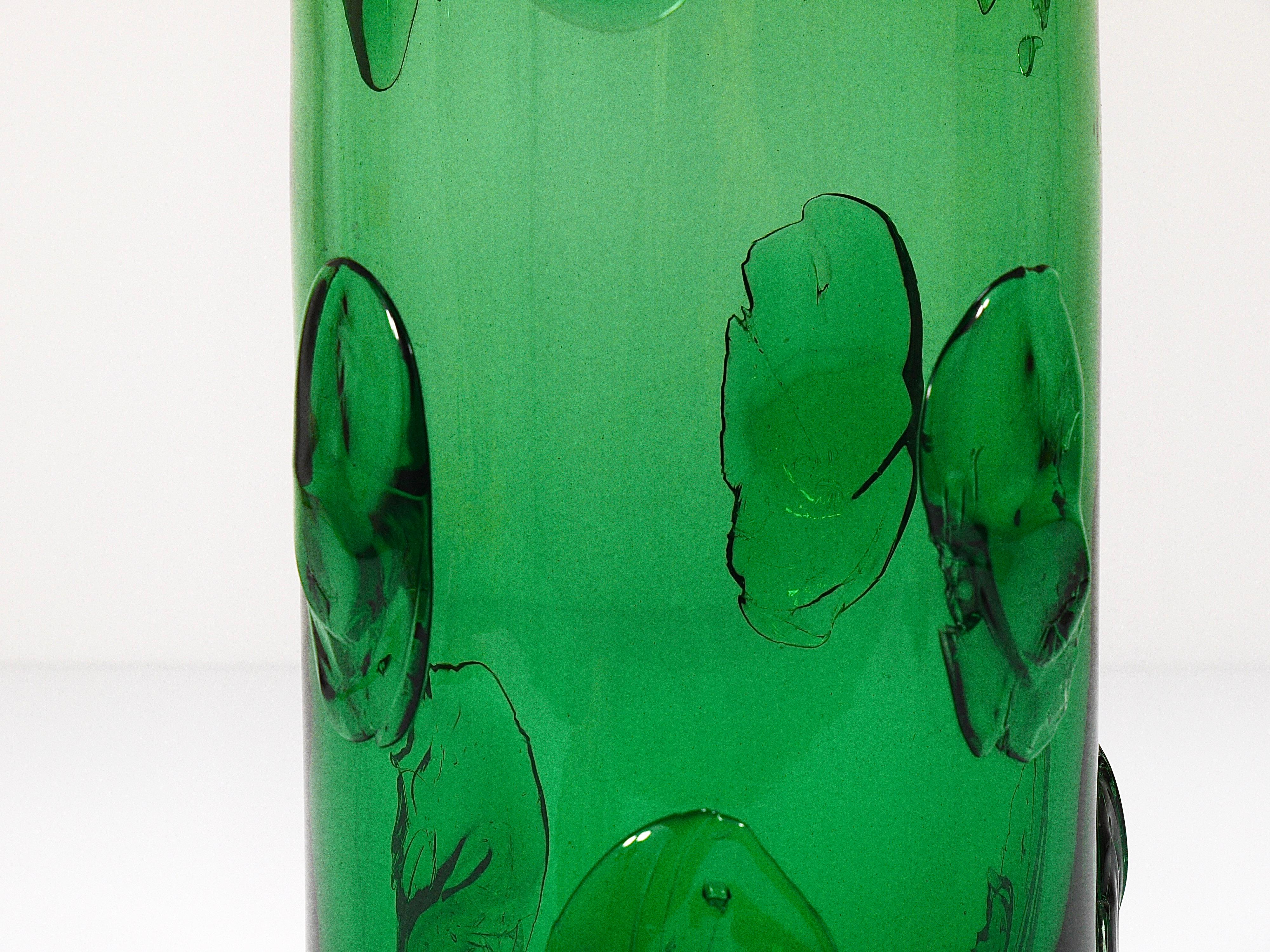 Huge Vetro Verde di Empoli Green Glass Vase, Italy, 1960s In Good Condition For Sale In Vienna, AT