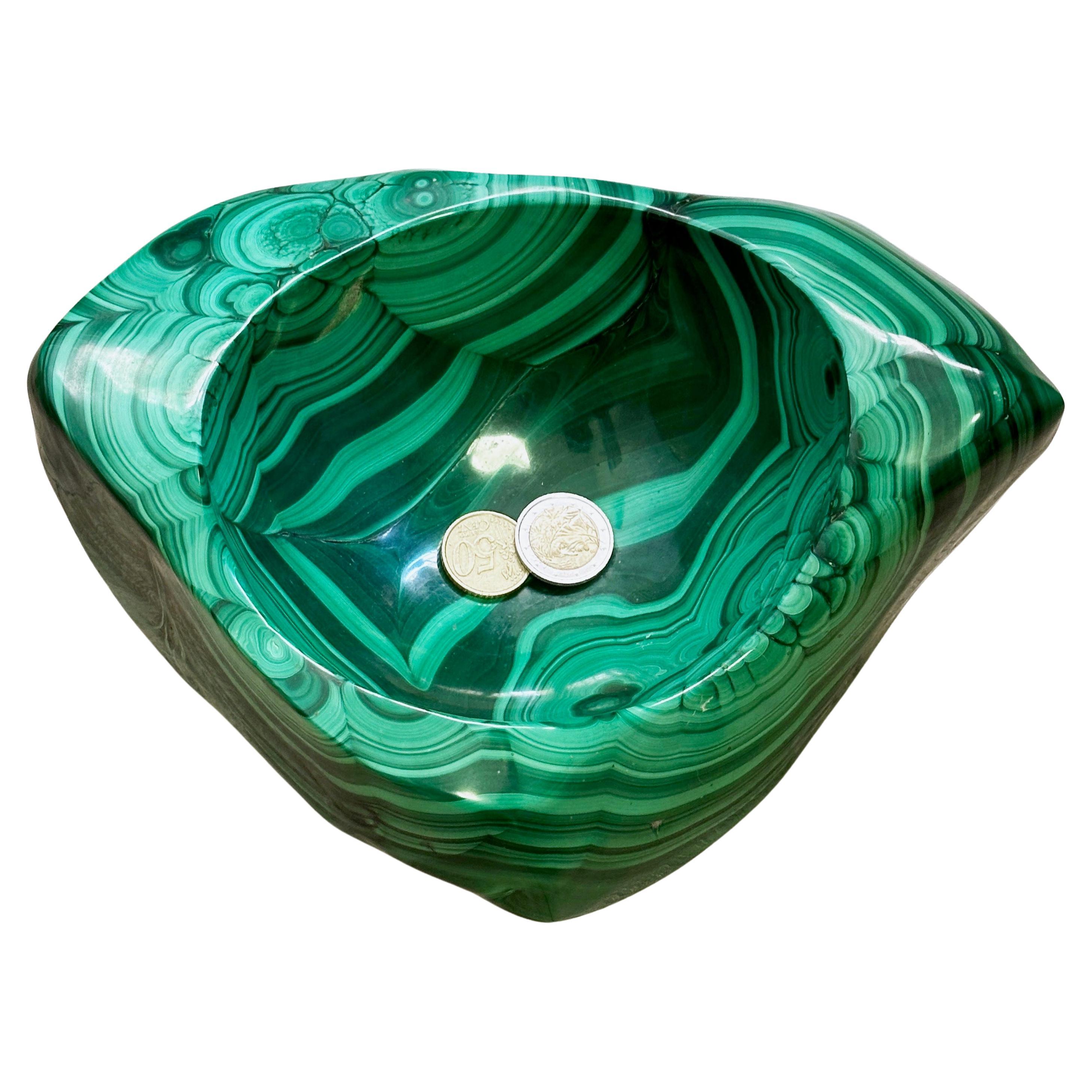 Vide-Poche ou bol en marbre italien vert malachite, Italie, années 1970 en vente 2