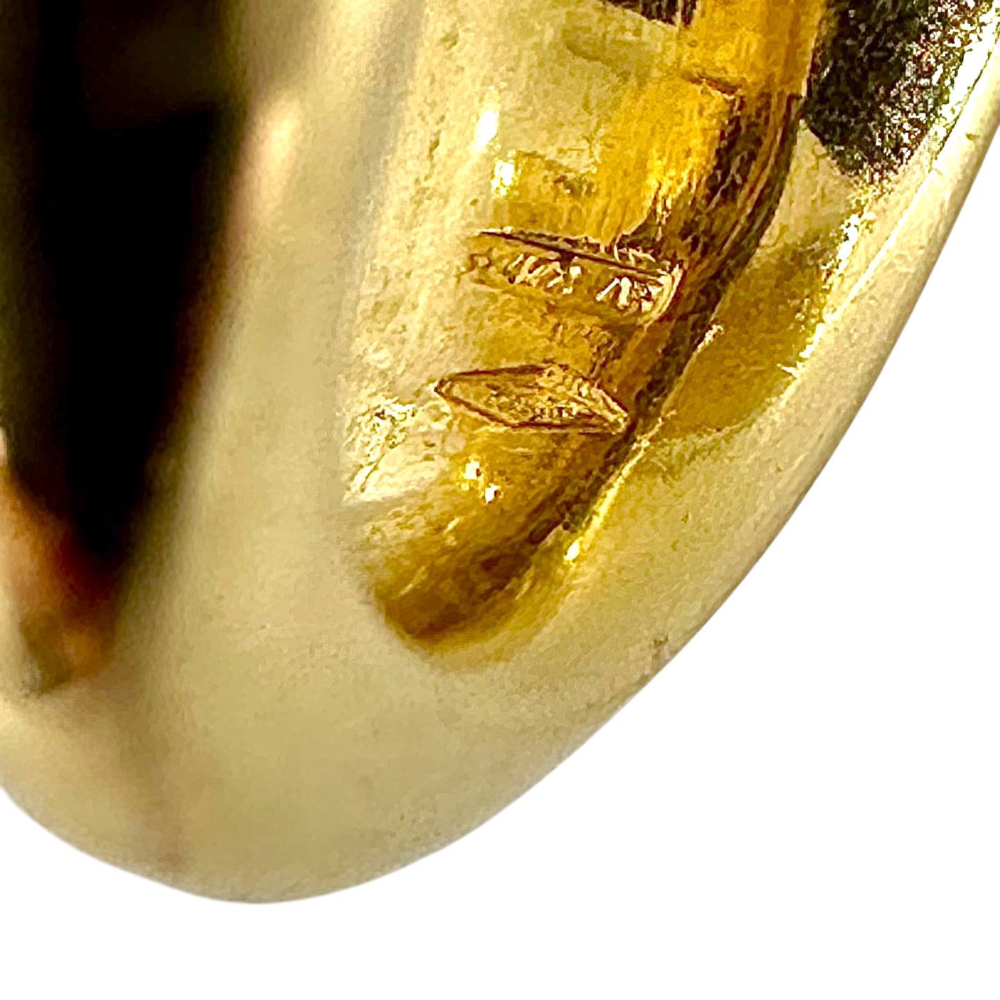 Huge Vintage 18K Yellow Gold Mariner Link Bracelet By Gucci 2