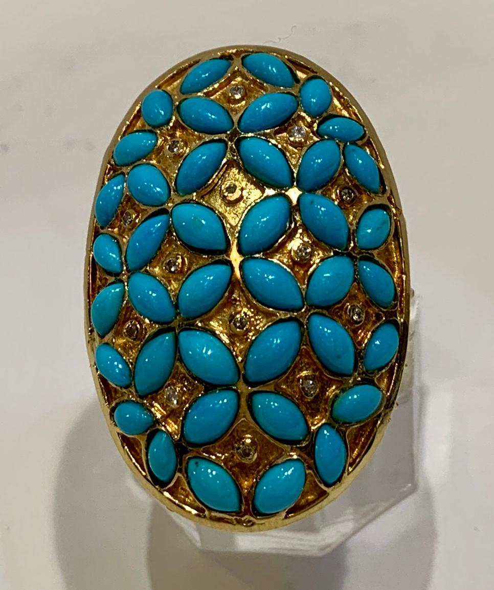 Huge Vintage 1970s Persian Turquoise Diamond 18 Karat Yellow Gold Cocktail Ring For Sale 4