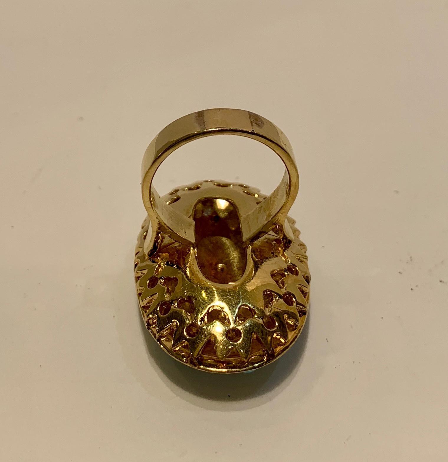 Riesiger Vintage 1970er Persischer Türkis Diamant 18 Karat Gelbgold Cocktail Ring im Angebot 8