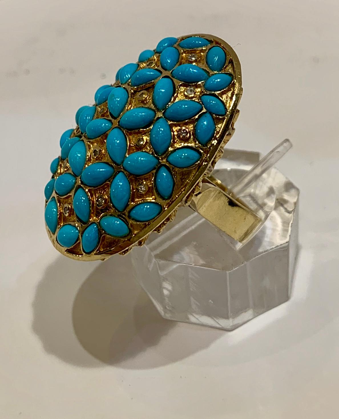 Women's Huge Vintage 1970s Persian Turquoise Diamond 18 Karat Yellow Gold Cocktail Ring For Sale