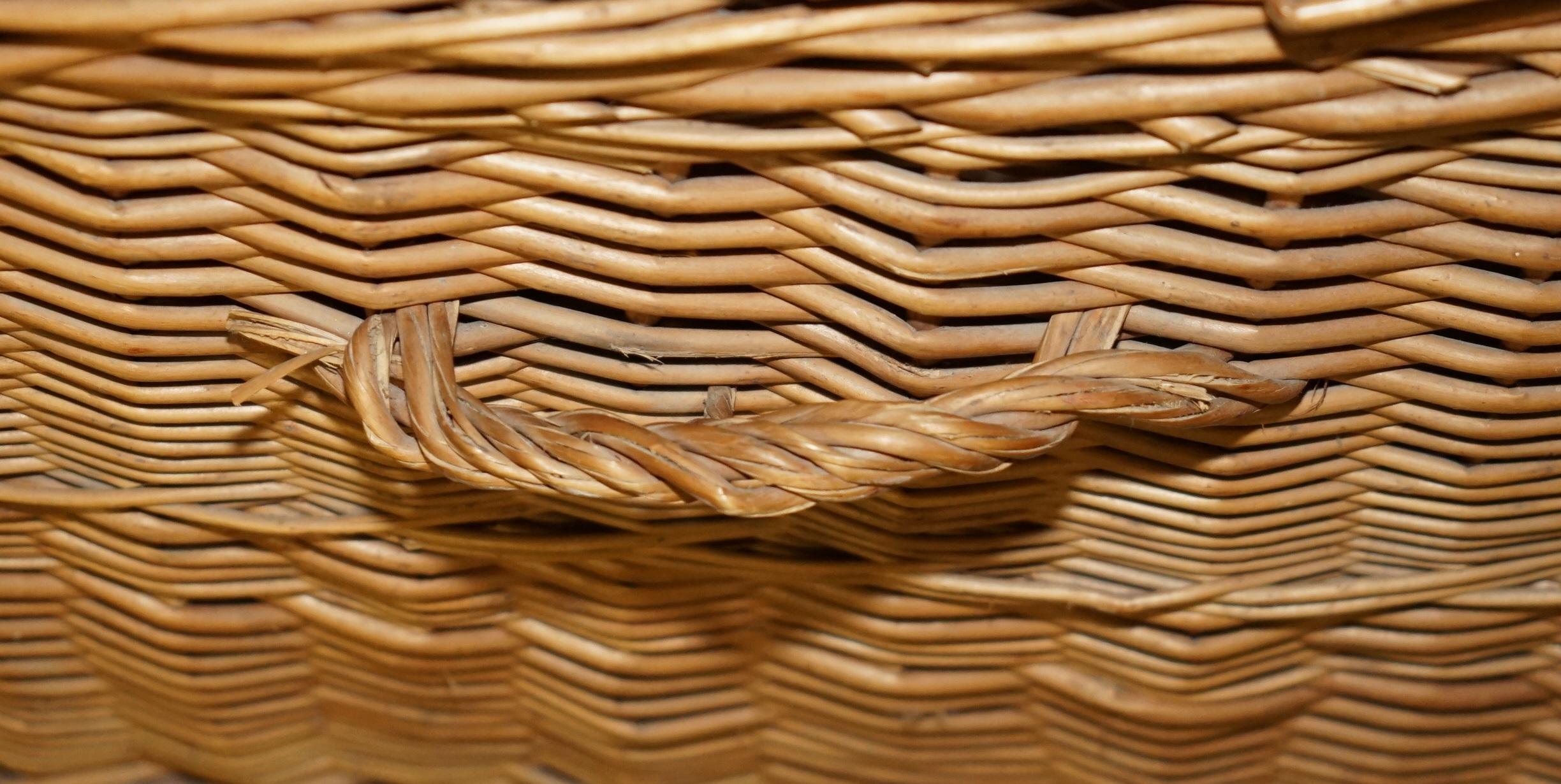 ENORME CESTINO IN VETRINA DI FORTNUM & Mason DEL PRIMO SECOLO 93X63cm CESTINO PER LA LOG STORAGE in vendita 2