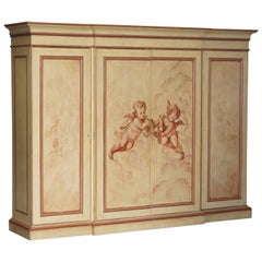 Großer antiker französischer bemalter Breakfront-Kleiderschrank im Vintage-Stil, vollständig abnehmbar