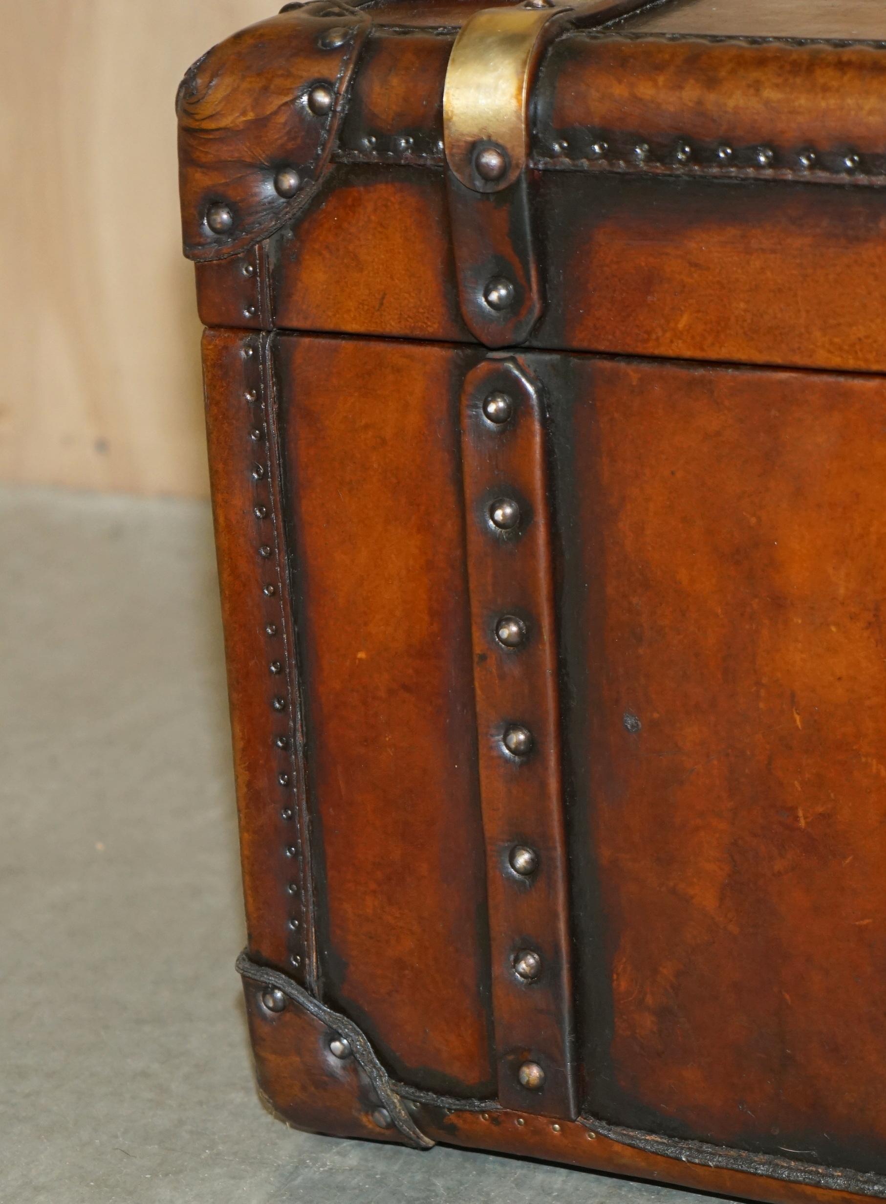 20th Century HUGE ViNTAGE FULLY RESTORED BROWN LEATHER STORAGE TRUNK COFFEE COCKTAIL TABLE For Sale