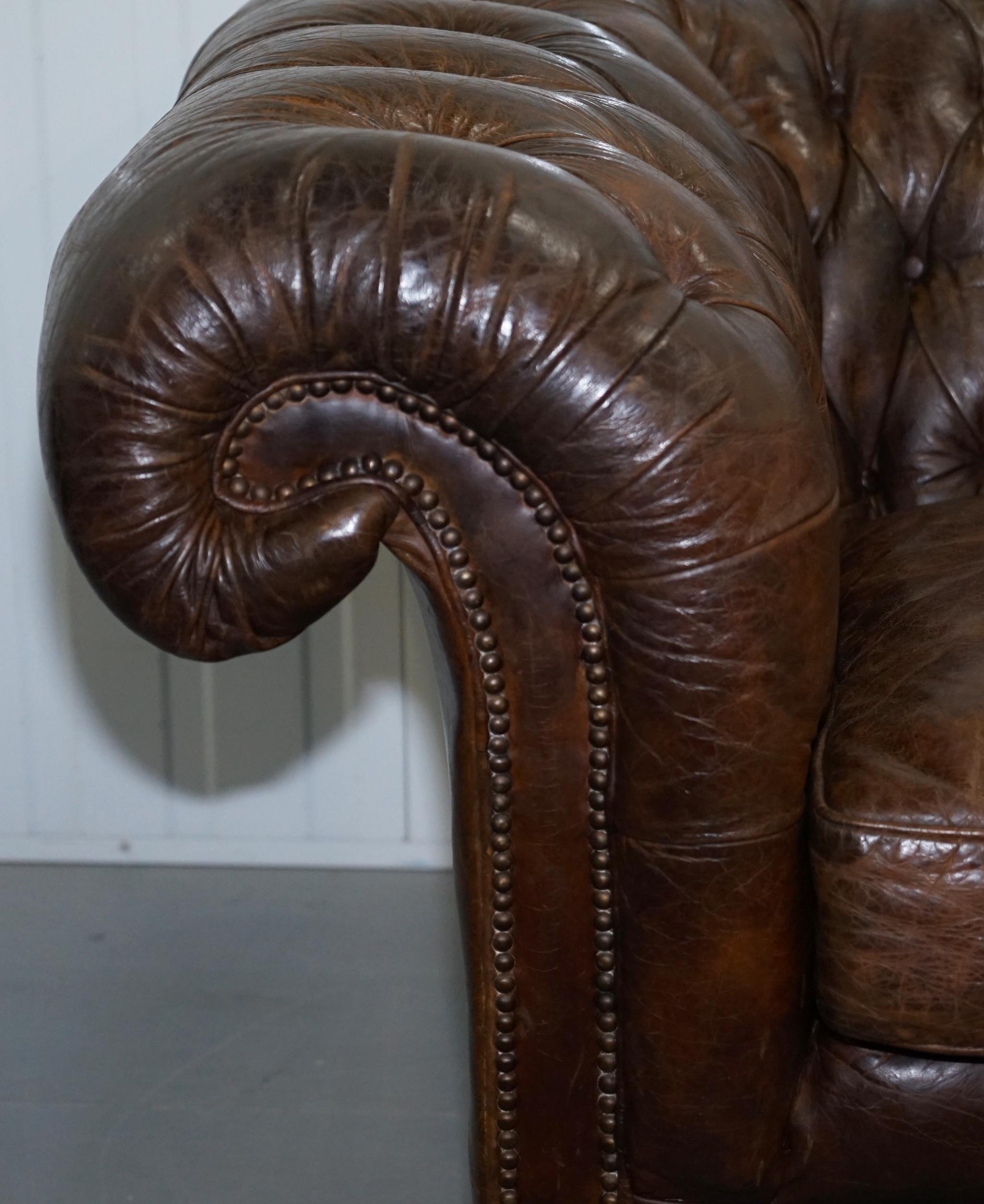 Huge Vintage Heritage Leather Wide Chesterfield Brown Leather Armchair 11