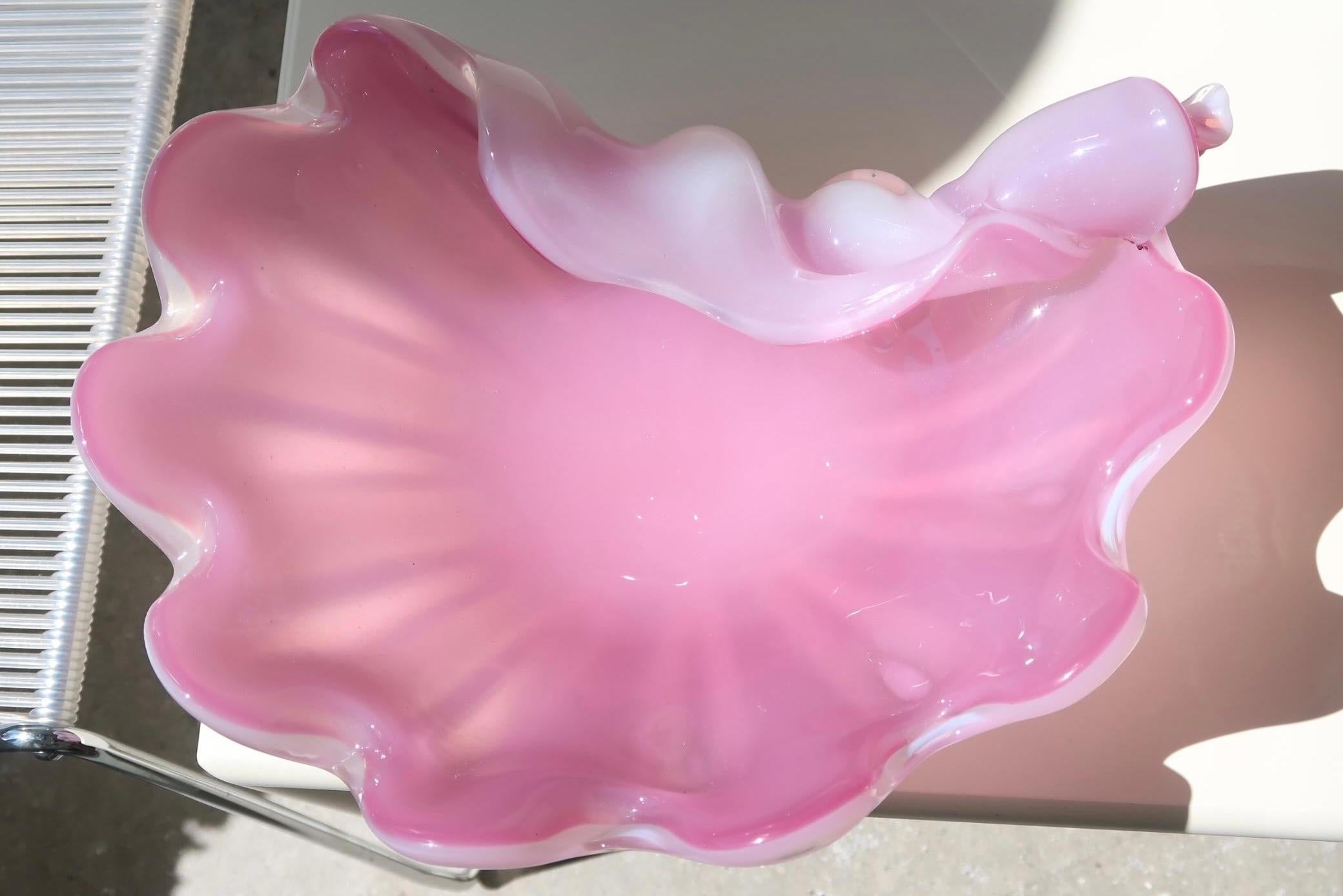 Huge Vintage Italian Murano 1960 Bubble Gum Pink Alabastro Shell Glass Bowl For Sale 6