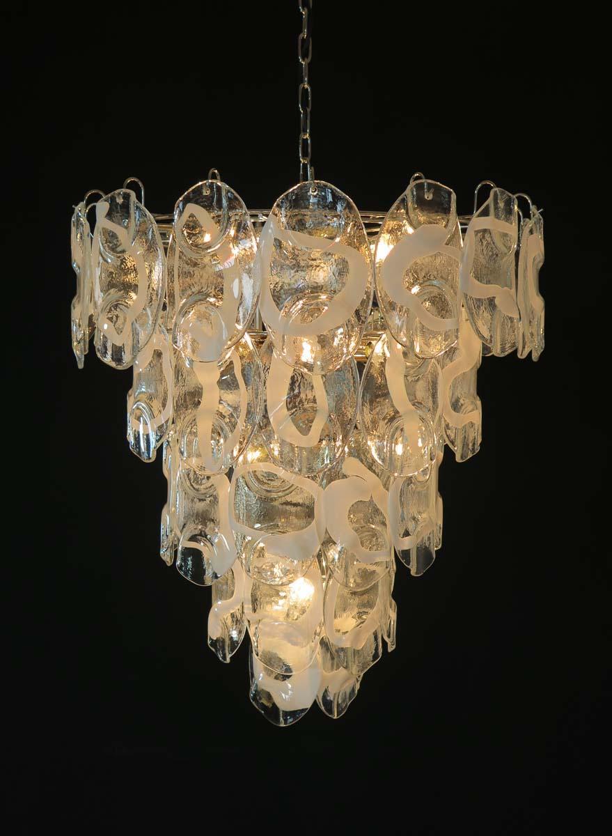 Huge Vintage Italian Murano chandelier lamp by Vistosi - 50 glasses In Good Condition For Sale In Gaiarine Frazione Francenigo (TV), IT