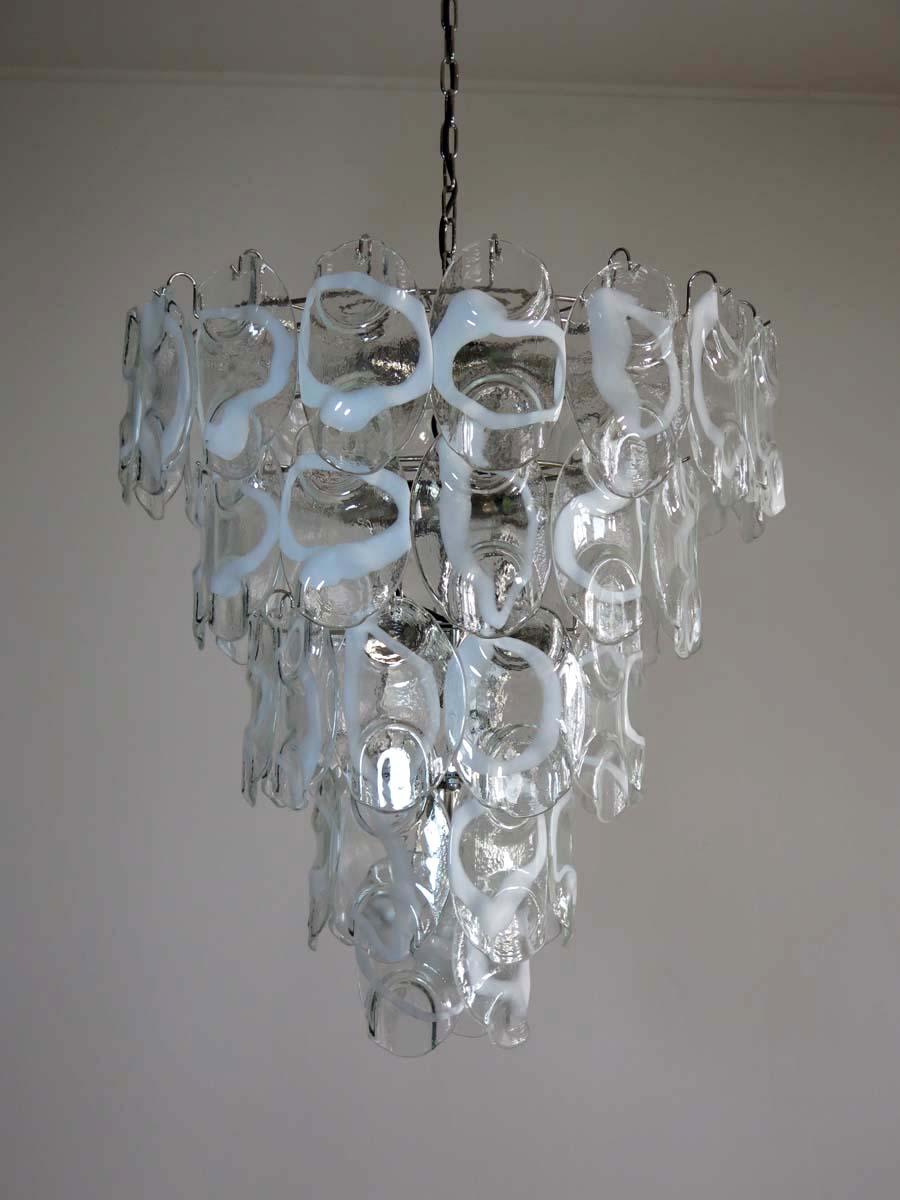 Huge Vintage Italian Murano chandelier lamp by Vistosi - 50 glasses For Sale 1
