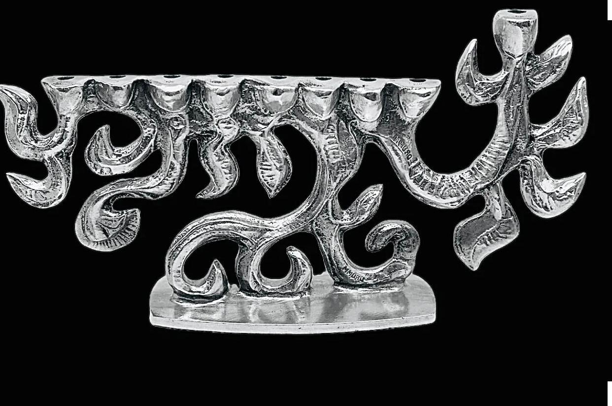 Großer brutalistischer Mid-Century-Modern-Menorah aus Aluminiumguss von Don Drumm im Angebot 1