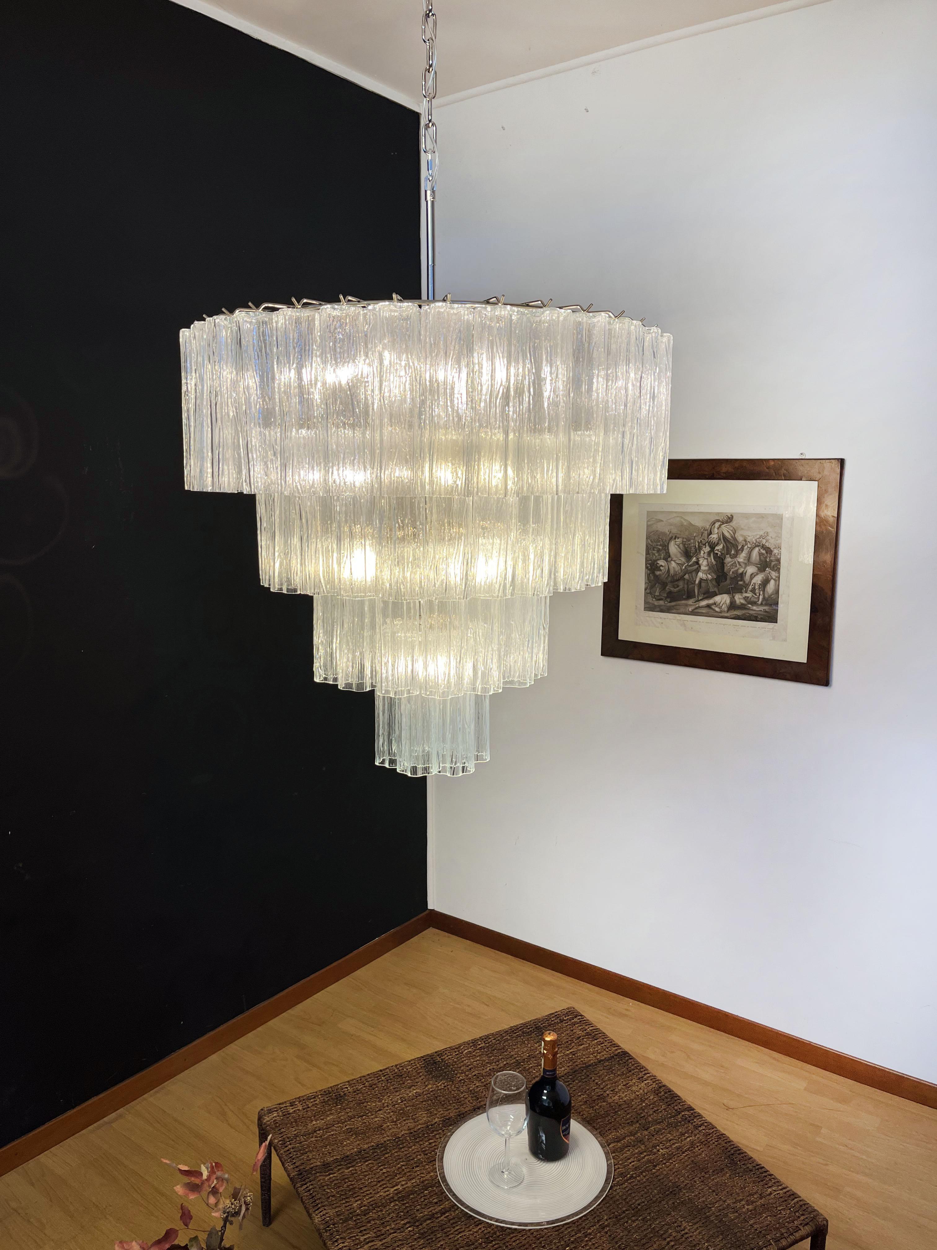 Huge Vintage Murano Glass Tiered Chandelier -78 glasses In Good Condition For Sale In Gaiarine Frazione Francenigo (TV), IT