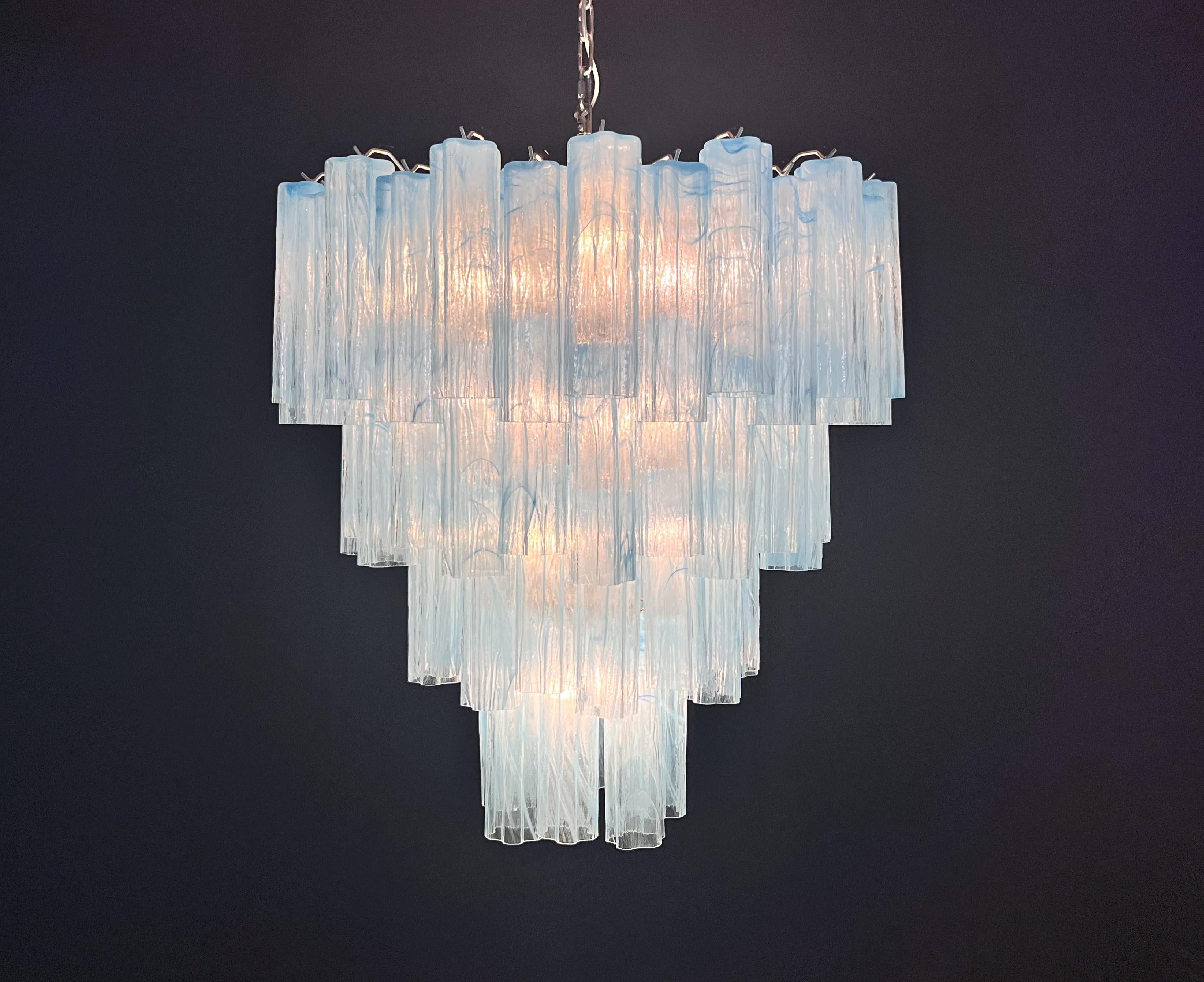 Enorme araña de cristal de Murano de época - 80 vidrios-vasos de alabastro azul en venta 6