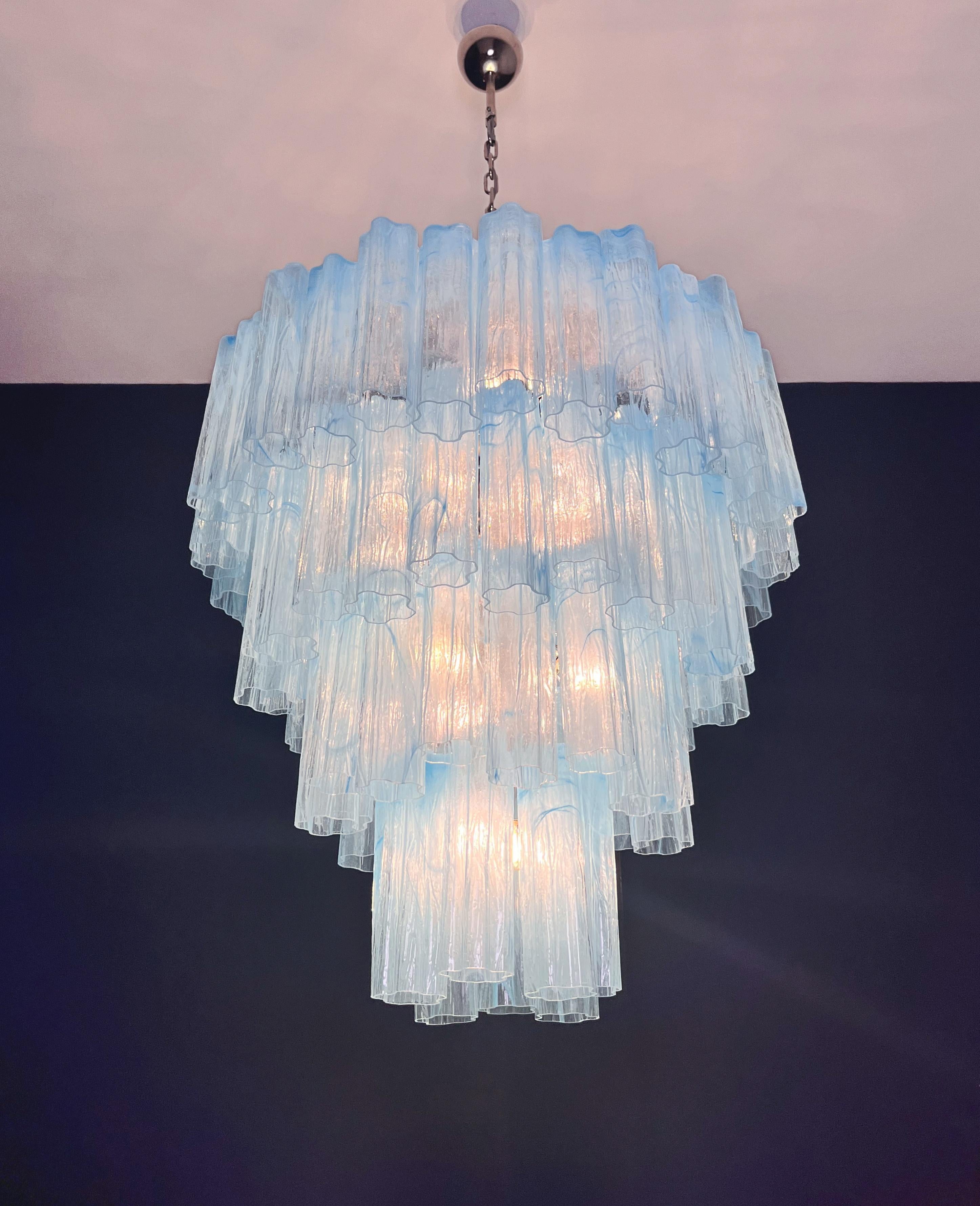 Enorme araña de cristal de Murano de época - 80 vidrios-vasos de alabastro azul en venta 8