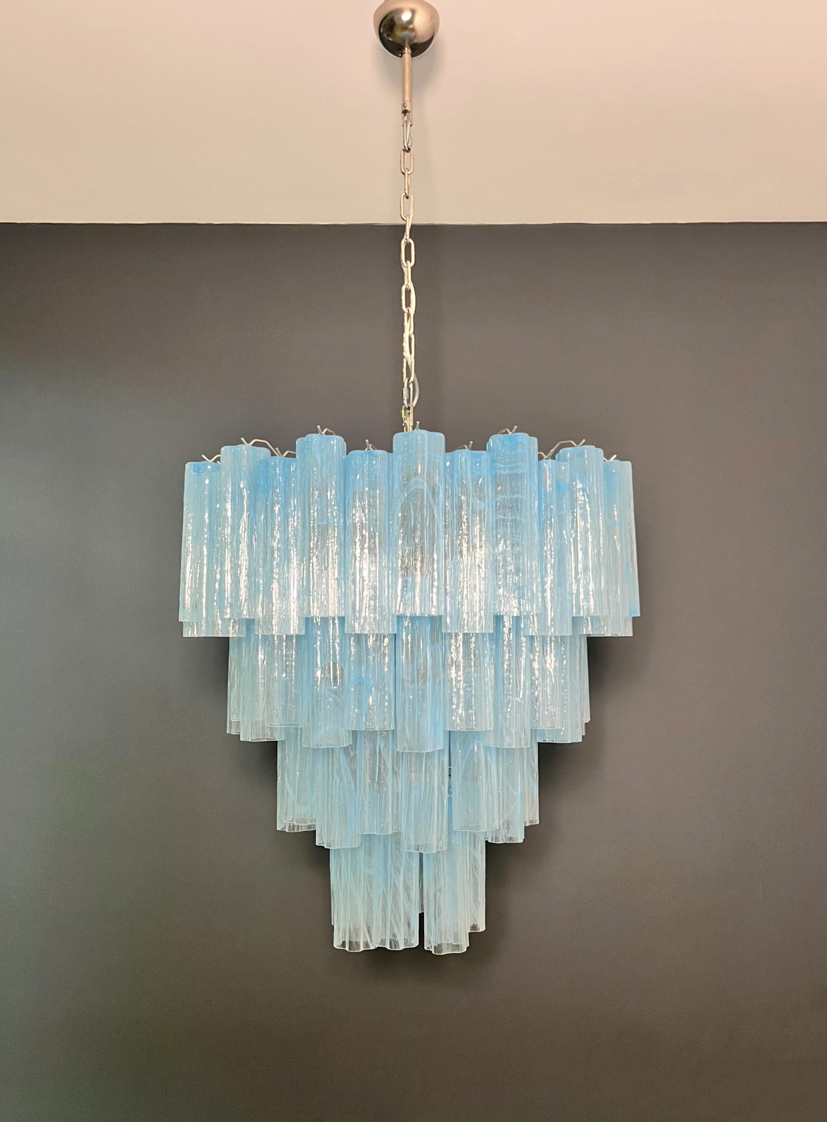 Enorme araña de cristal de Murano de época - 80 vidrios-vasos de alabastro azul en Bueno estado para la venta en Gaiarine Frazione Francenigo (TV), IT