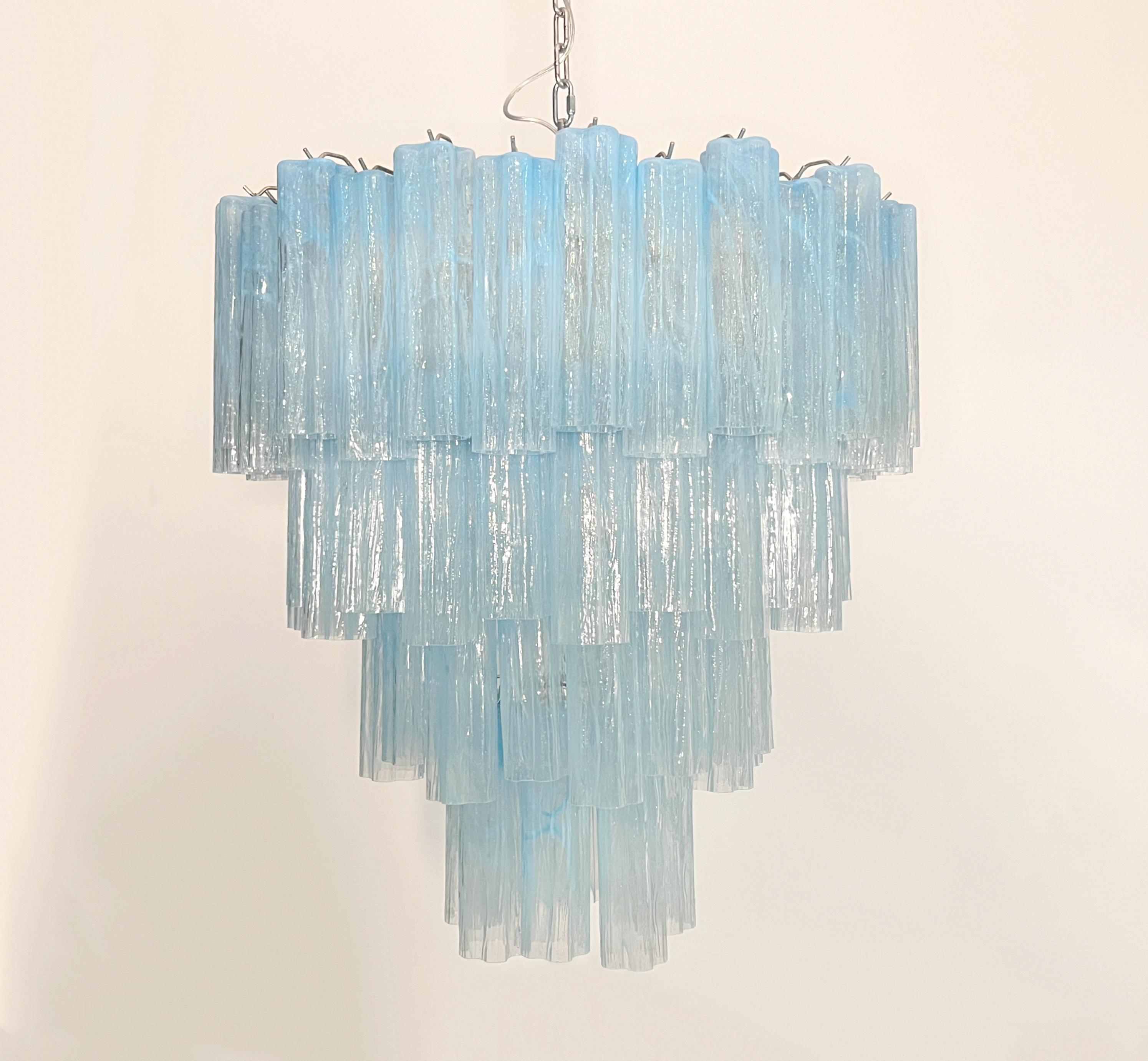 Enorme araña de cristal de Murano de época - 80 vidrios-vasos de alabastro azul en venta 1