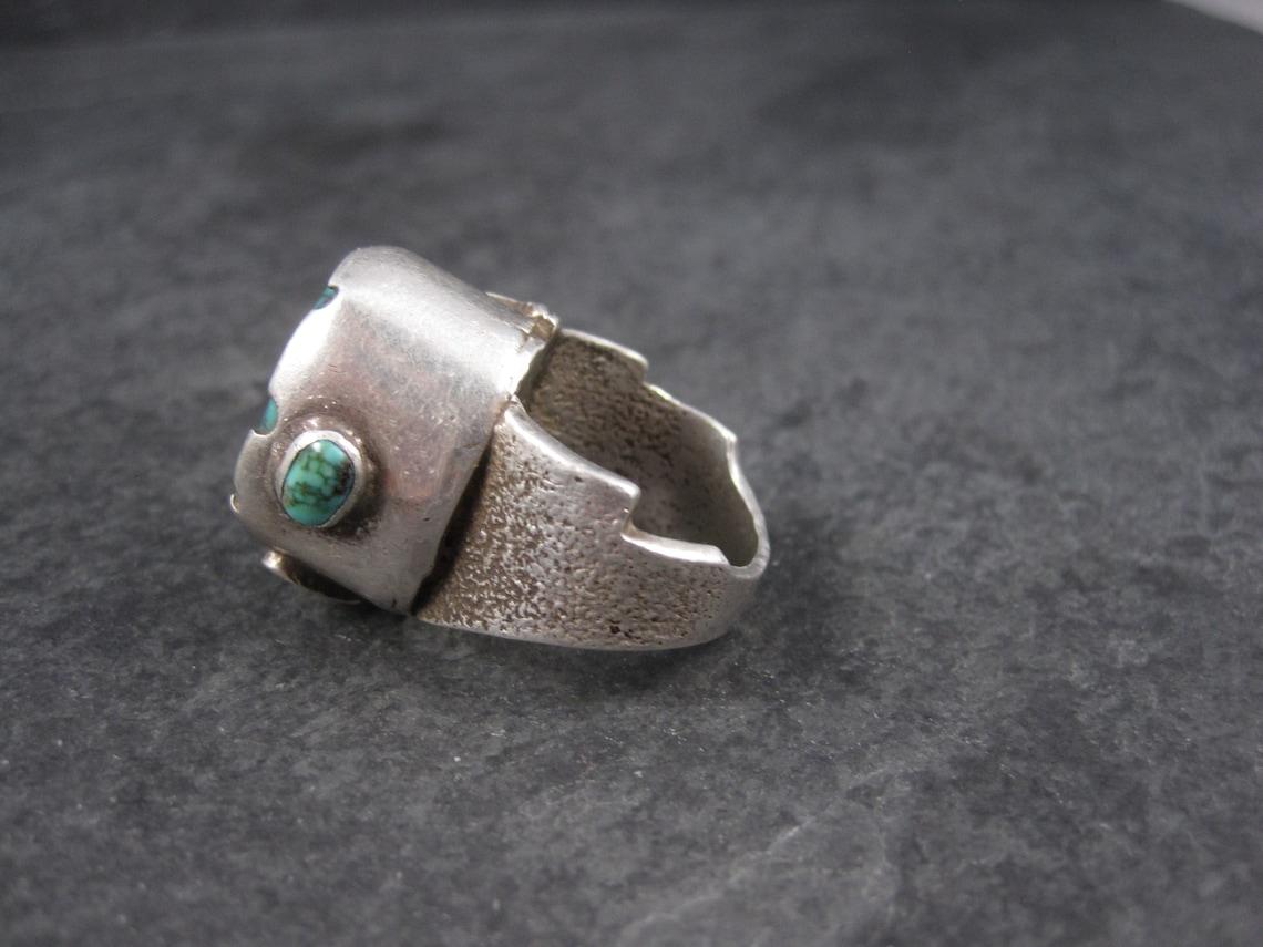 Huge Vintage Tufa Cast Turquoise Ring Kewa Size 6.5 OOAK In Good Condition For Sale In Webster, SD