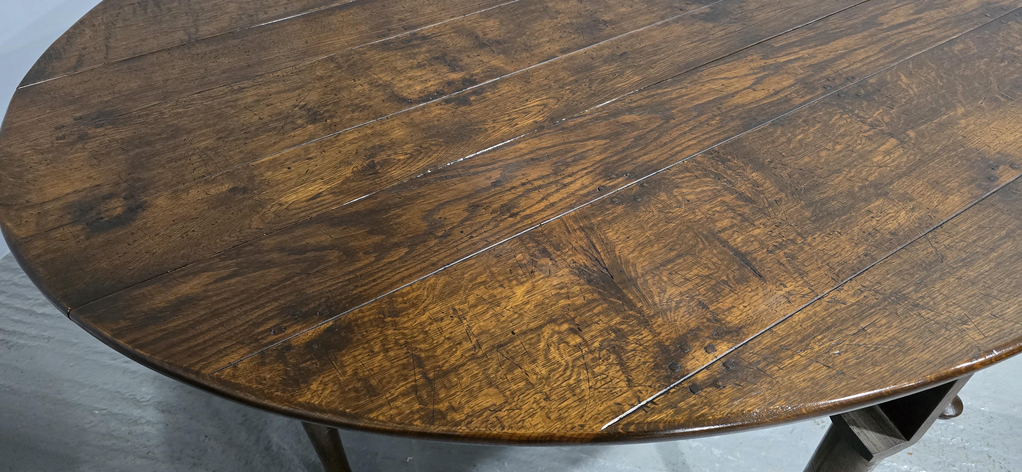 Grande table Wake ou farmhouse Excellent état - En vente à Swadlincote, GB