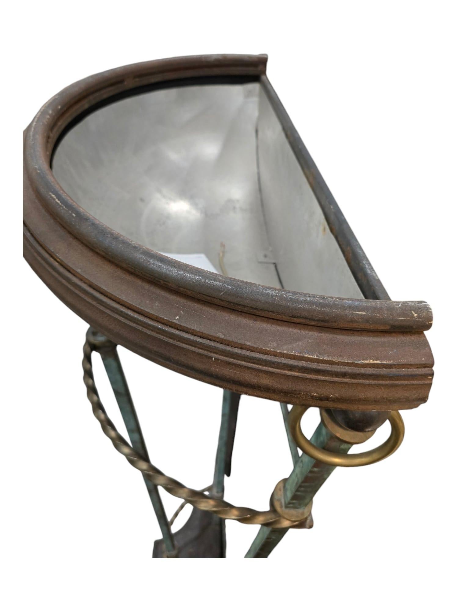 Lampada da parete enorme in stile greco antico - Altezza 190 cm In condizioni buone in vendita a Madrid, ES